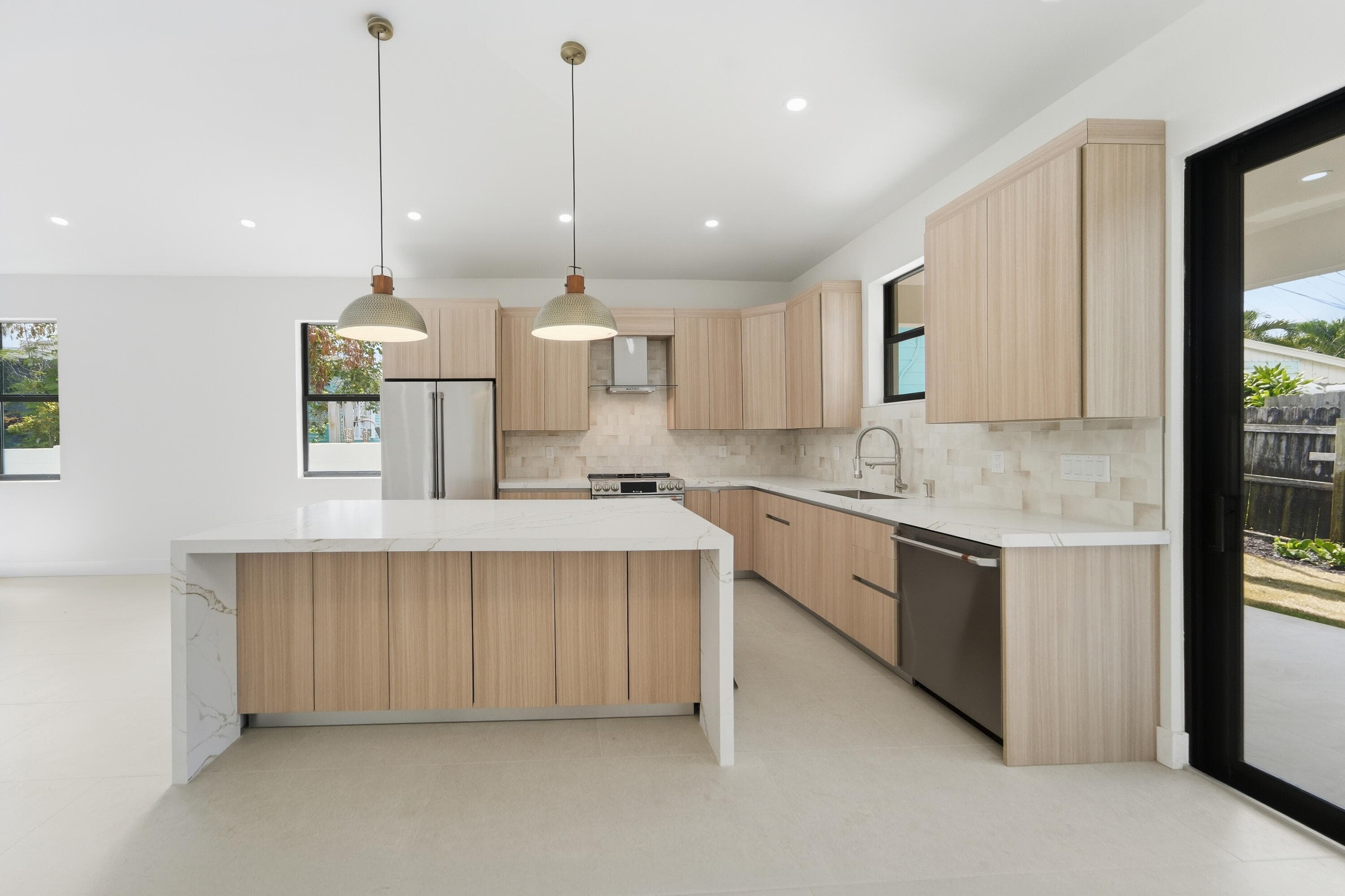 710 Talladega Street, West Palm Beach, FL 33405 — photo 5 of 29