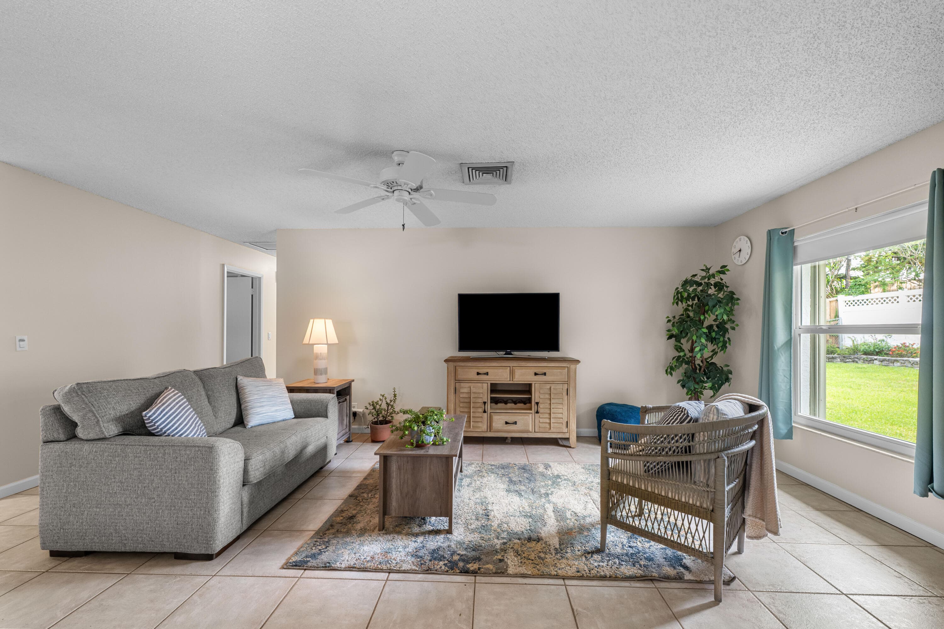 8974 SE Bobo Court, Hobe Sound, FL 33455 — photo 2 of 29