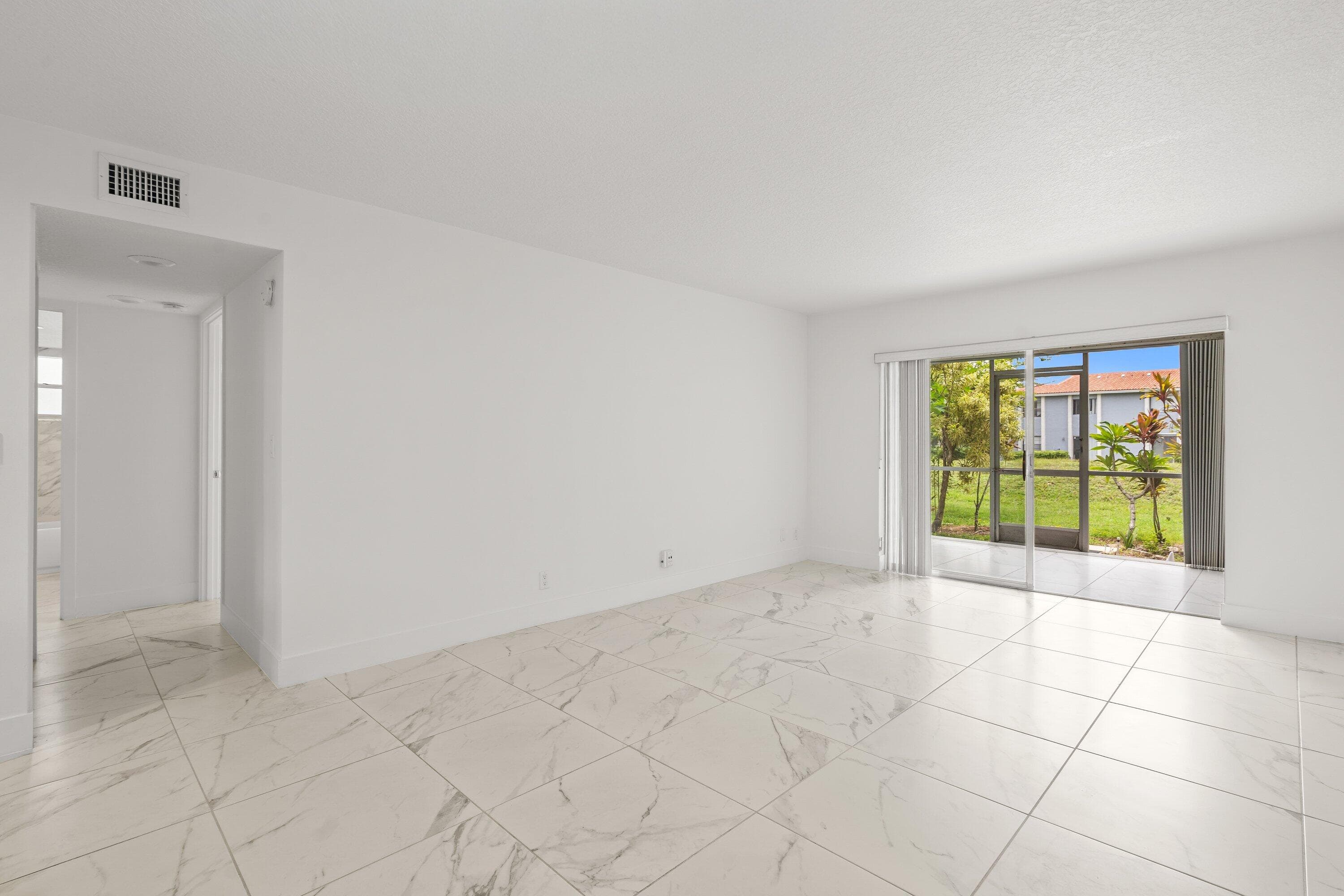 3090 Holiday Springs Boulevard Unit 109, Margate, FL 33063 — photo 5 of 22