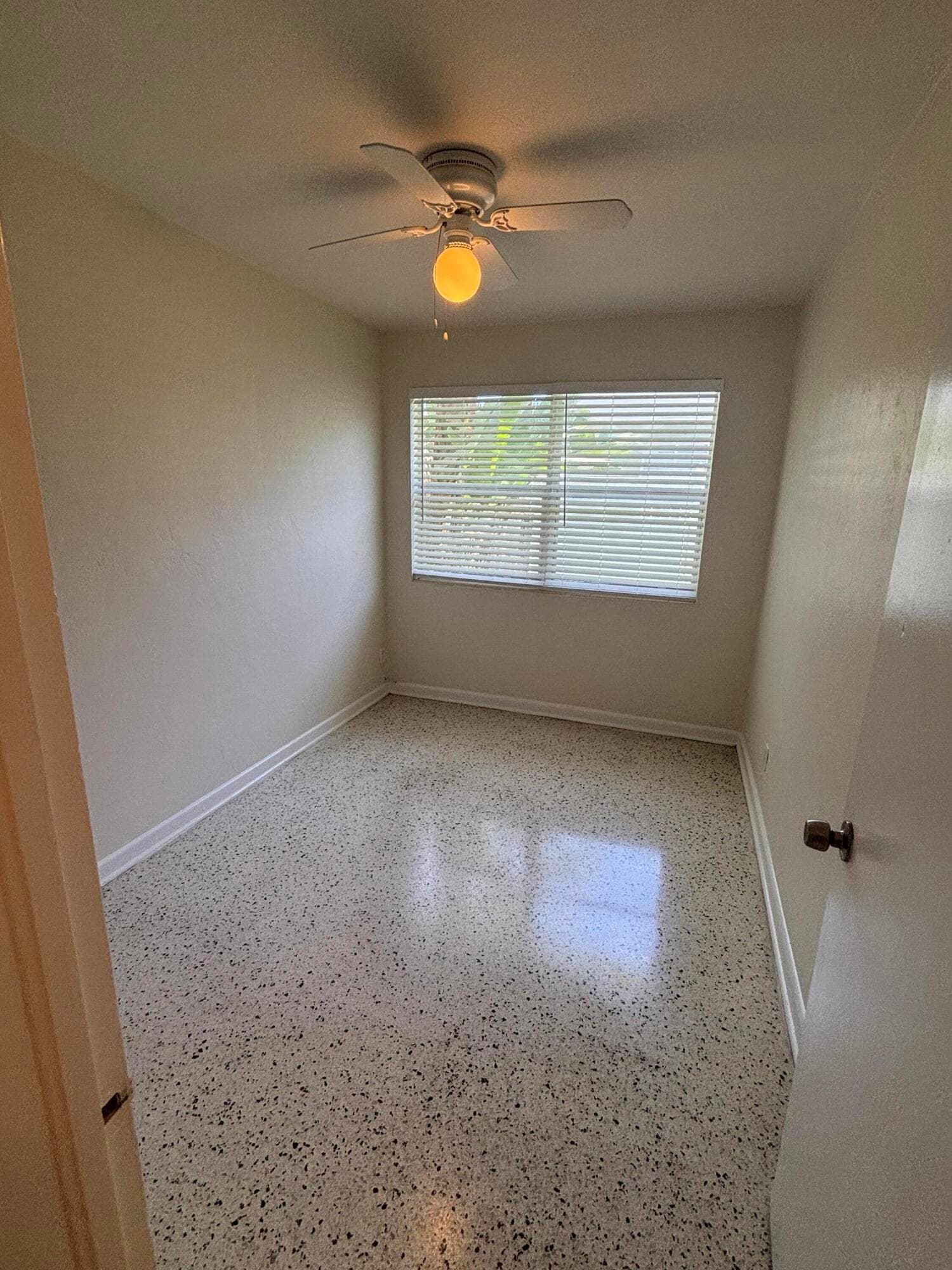 218 Seville Road, West Palm Beach, FL 33405 — photo 10 of 19