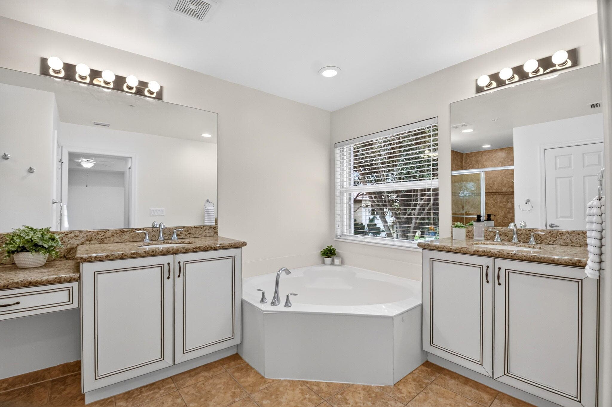7662 Spatterdock Drive, Boynton Beach, FL 33437 — photo 13 of 31