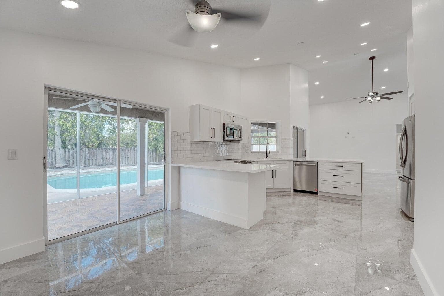 10791 SW 10th Place, Davie, FL 33324 — photo 4 of 9