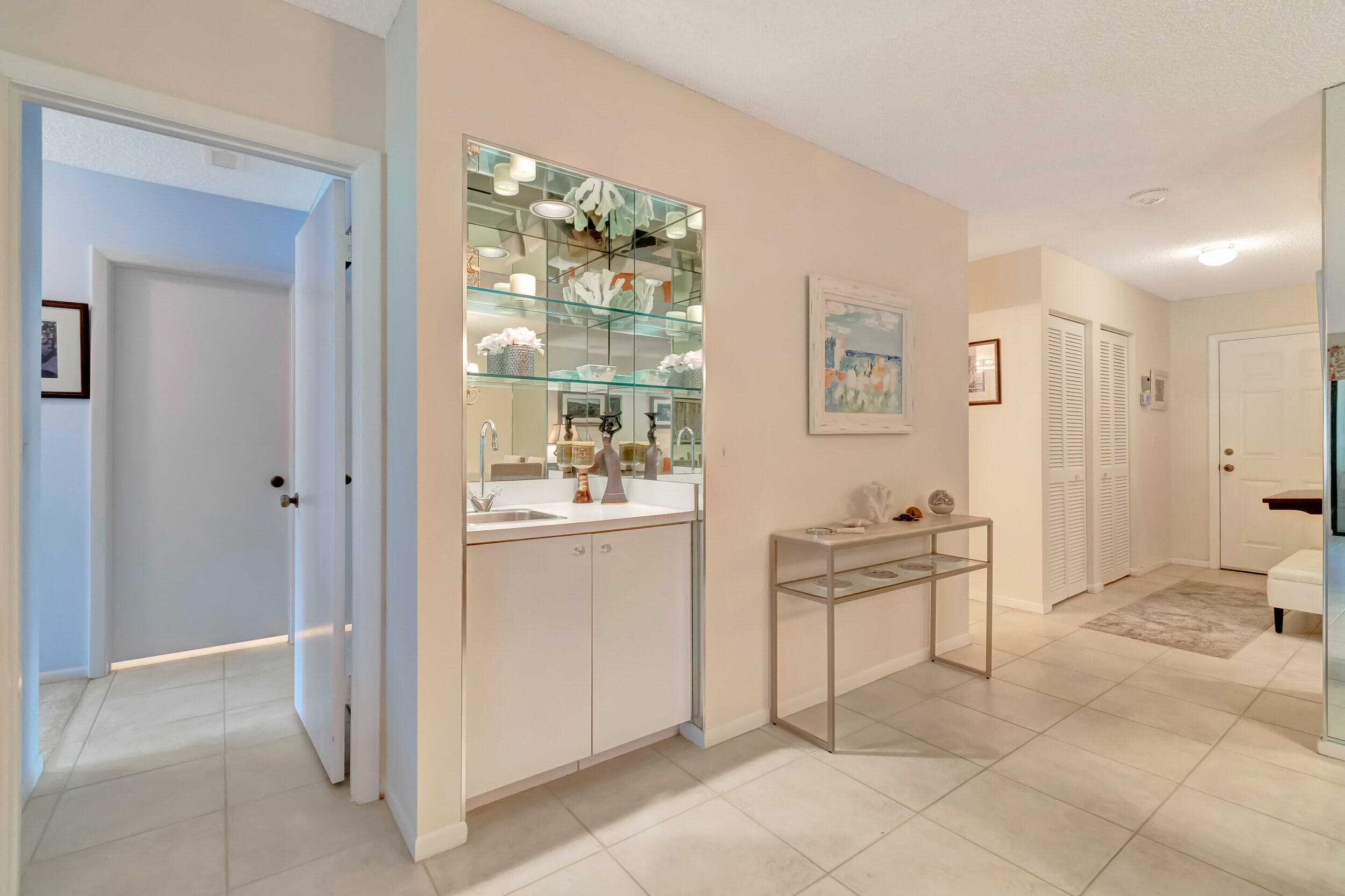 19 Westgate Lane 19f, Boynton Beach, FL 33436 — photo 3 of 37