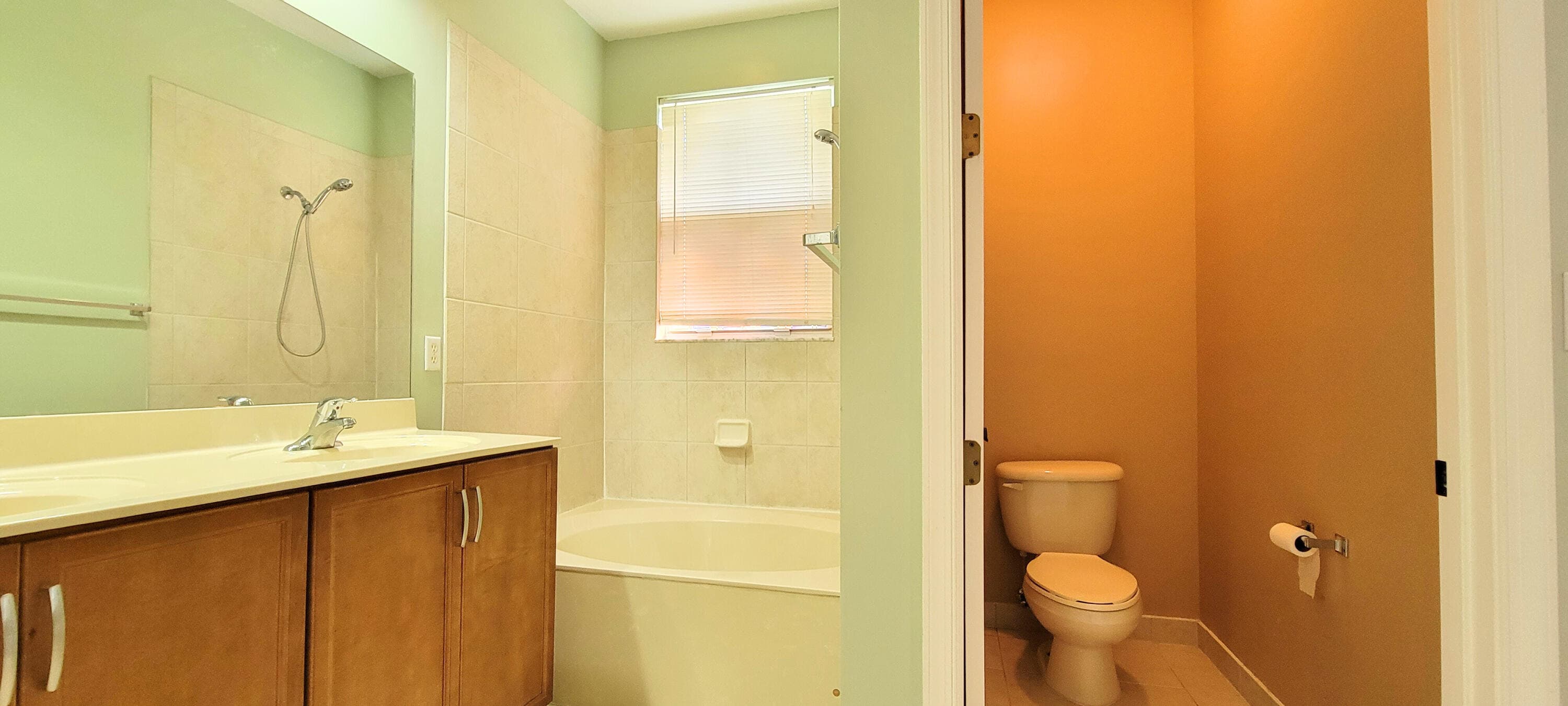 2851 W Prospect Road 1102, Tamarac, FL 33309 — photo 12 of 17