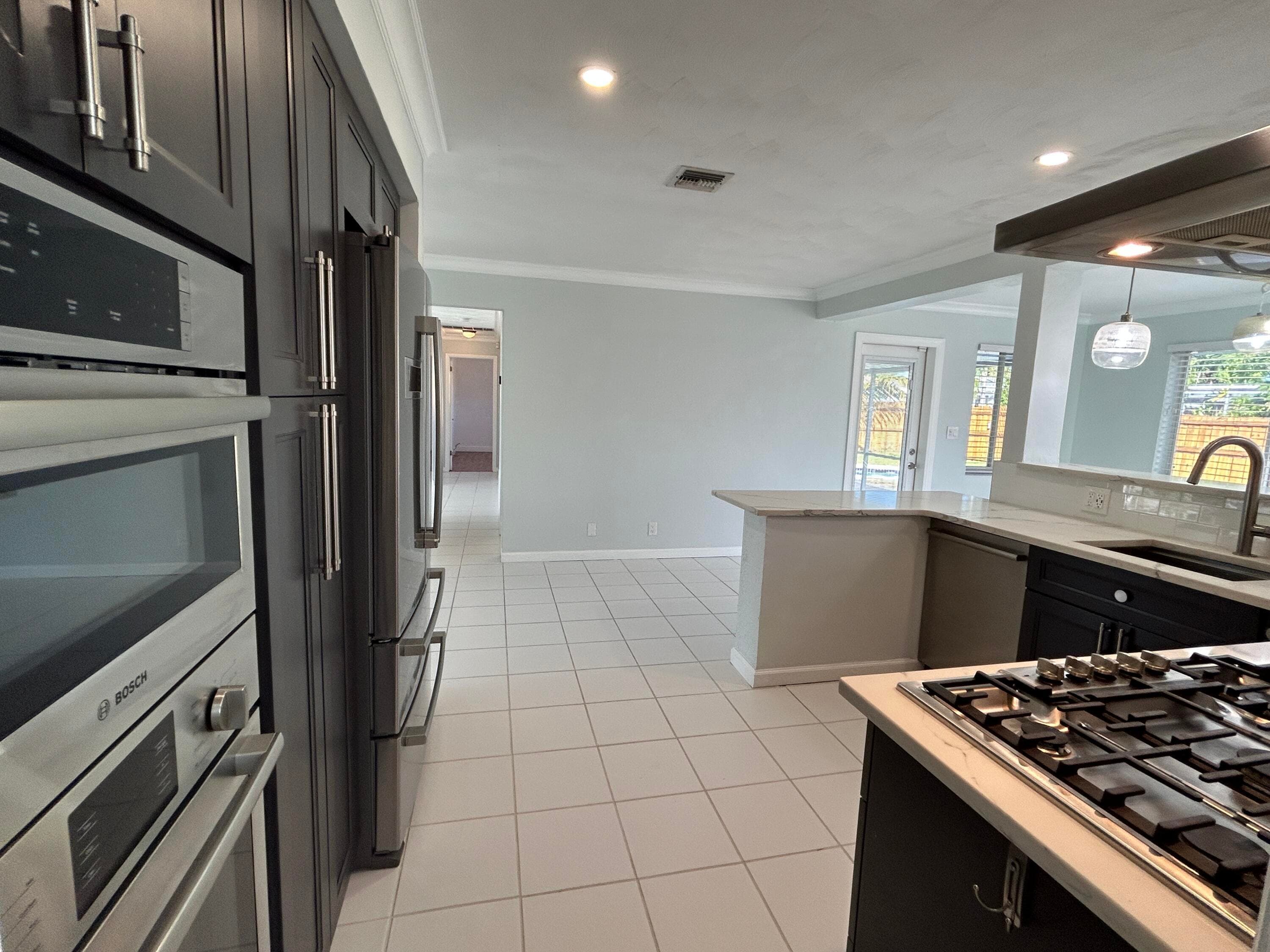 455 NE 29th Street, Boca Raton, FL 33431 — photo 5 of 47