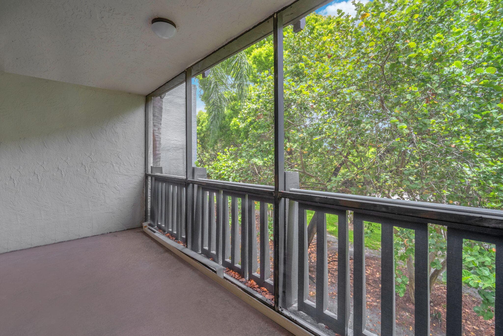 1021 Mockingbird Lane 303, Plantation, FL 33324 — photo 7 of 31