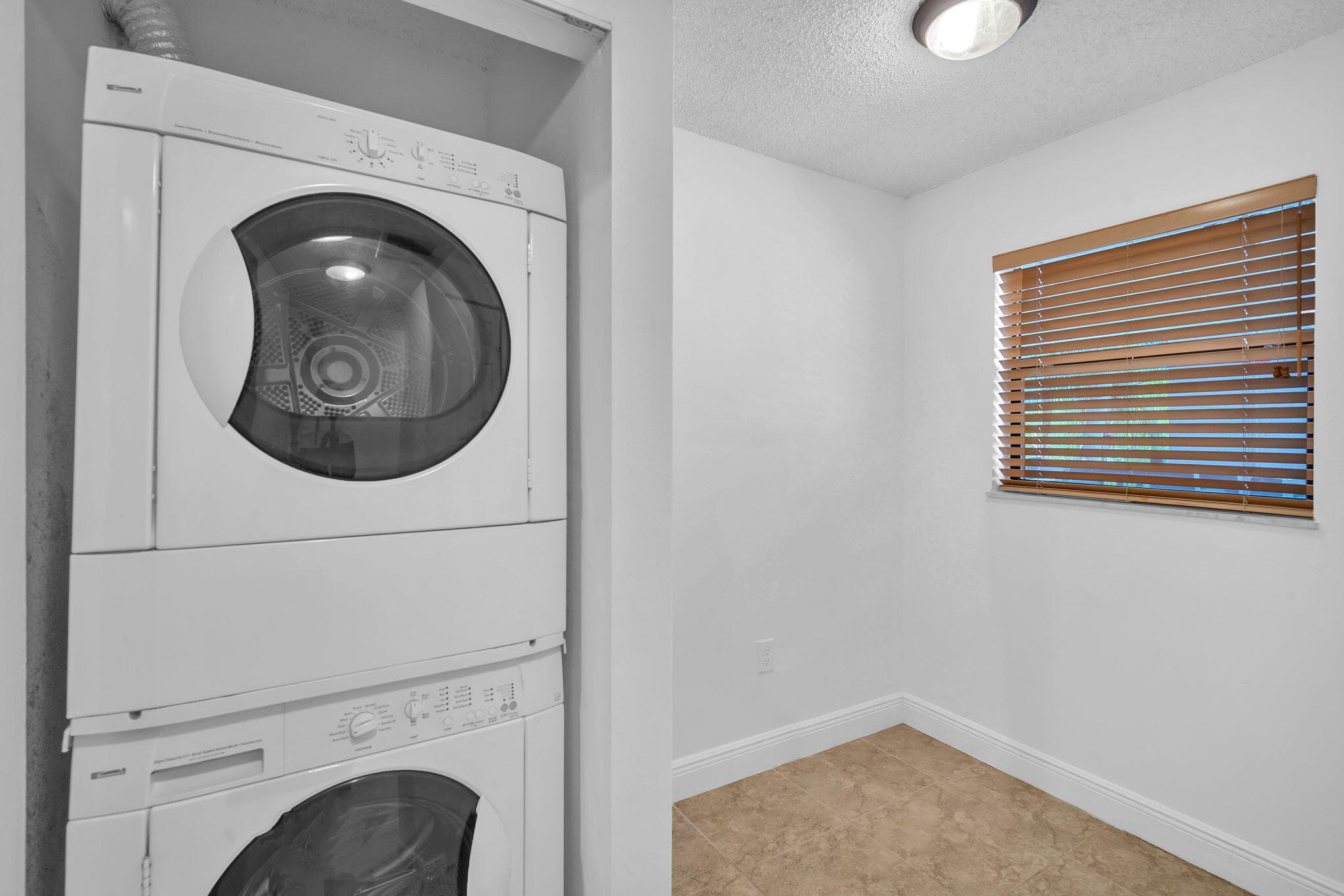 1021 Mockingbird Lane 303, Plantation, FL 33324 — photo 18 of 31