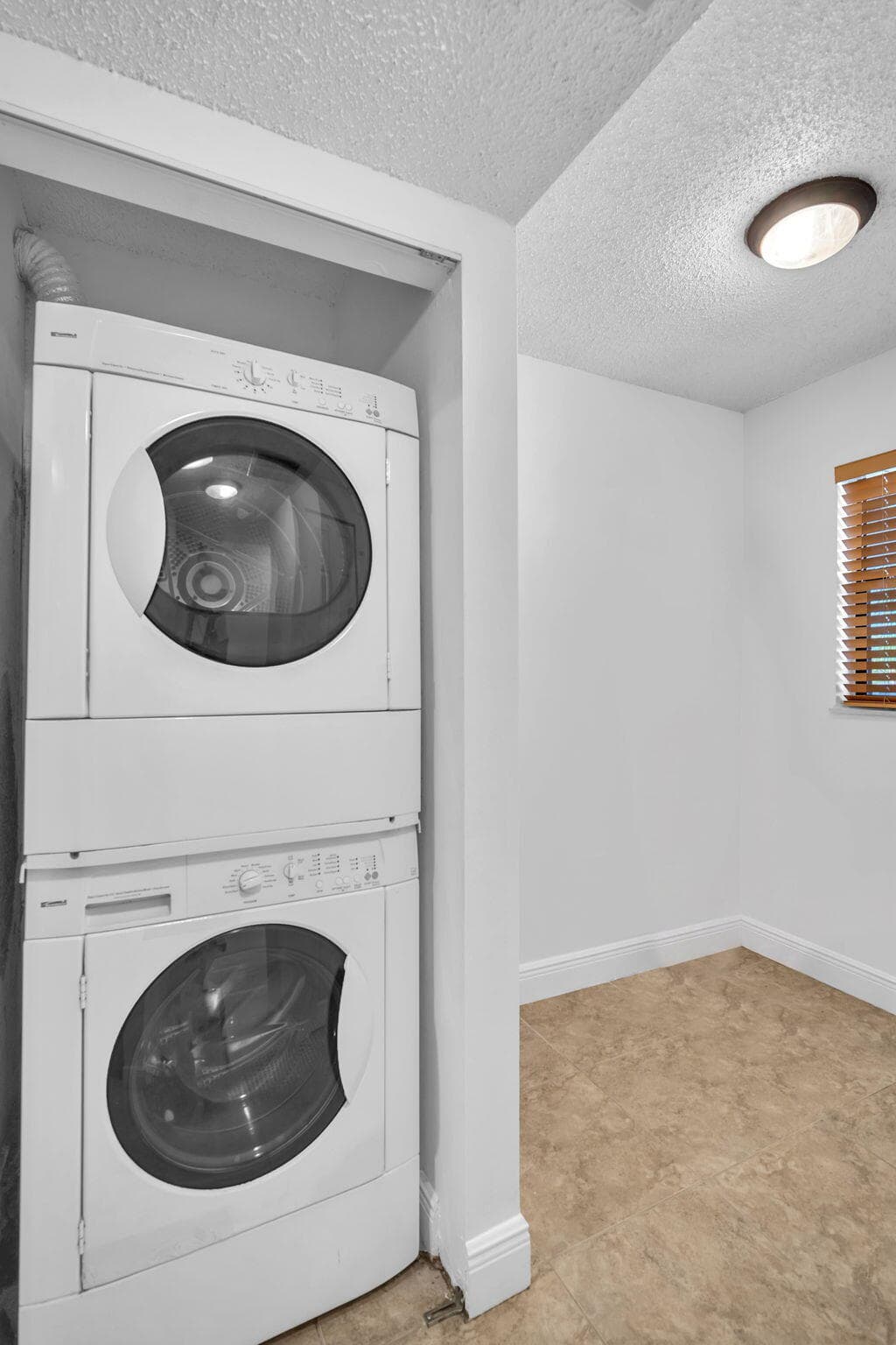 1021 Mockingbird Lane 303, Plantation, FL 33324 — photo 19 of 31