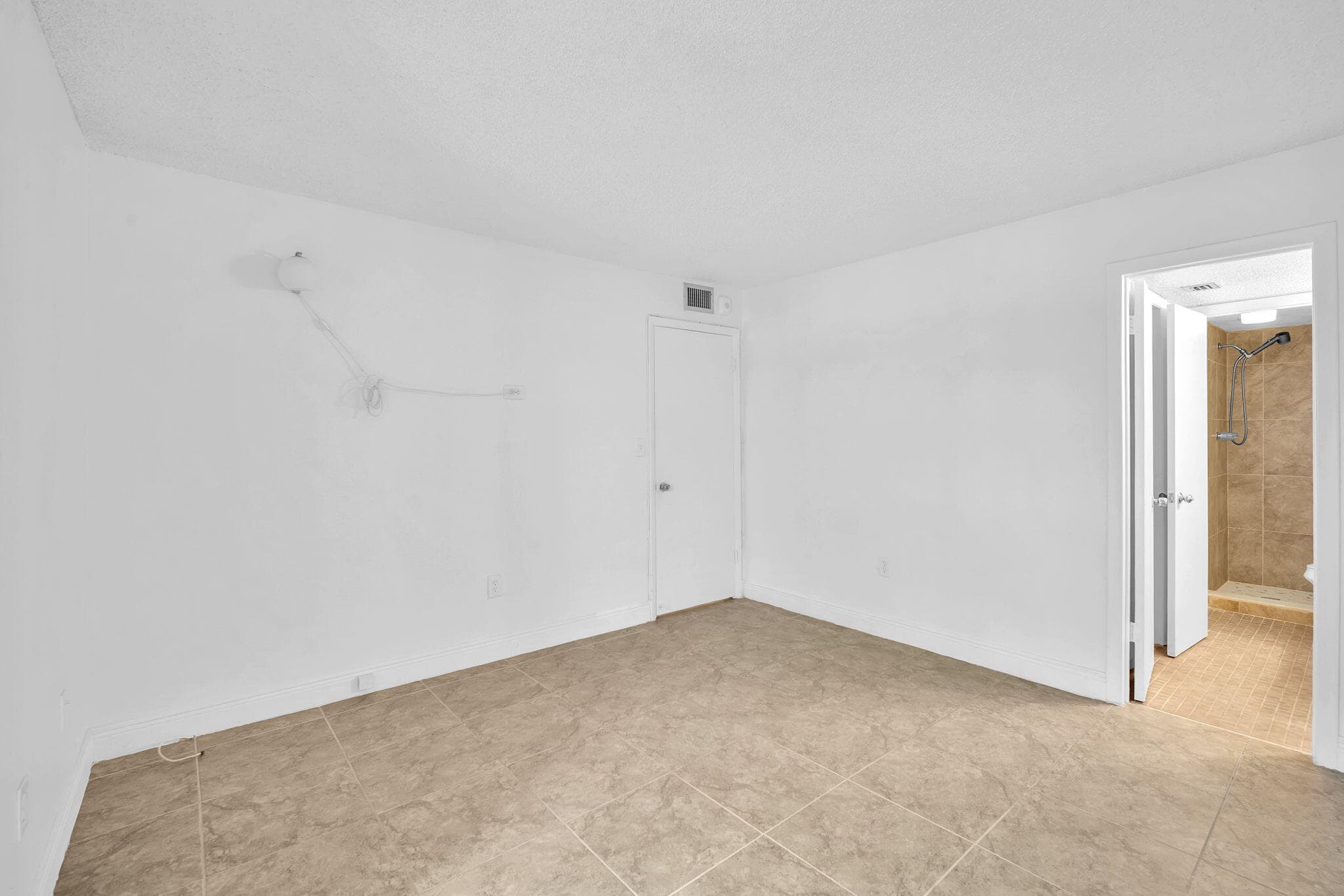 1021 Mockingbird Lane 303, Plantation, FL 33324 — photo 23 of 31