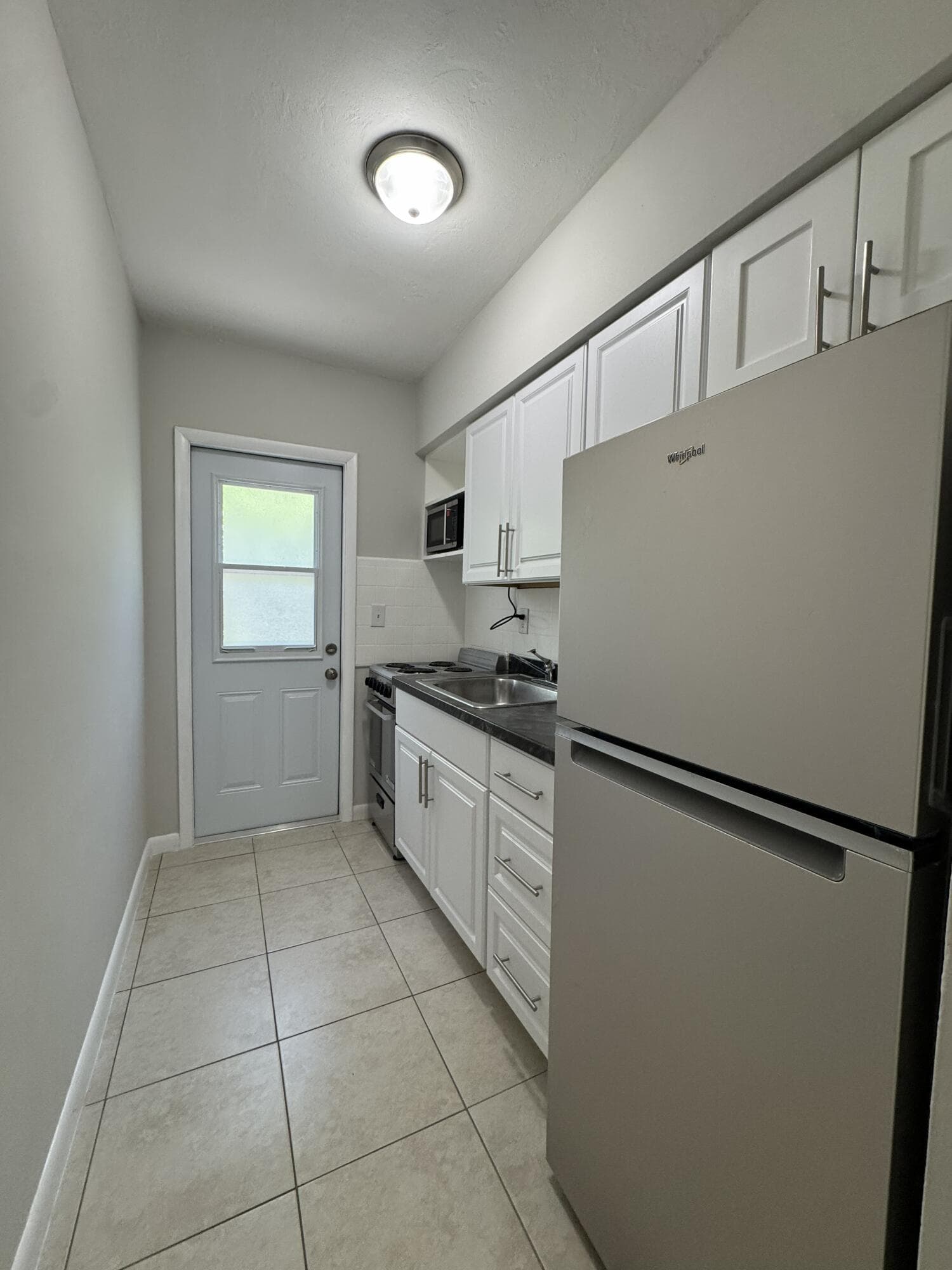 625 NE 14th Avenue 4, Fort Lauderdale, FL 33304 — photo 14 of 19