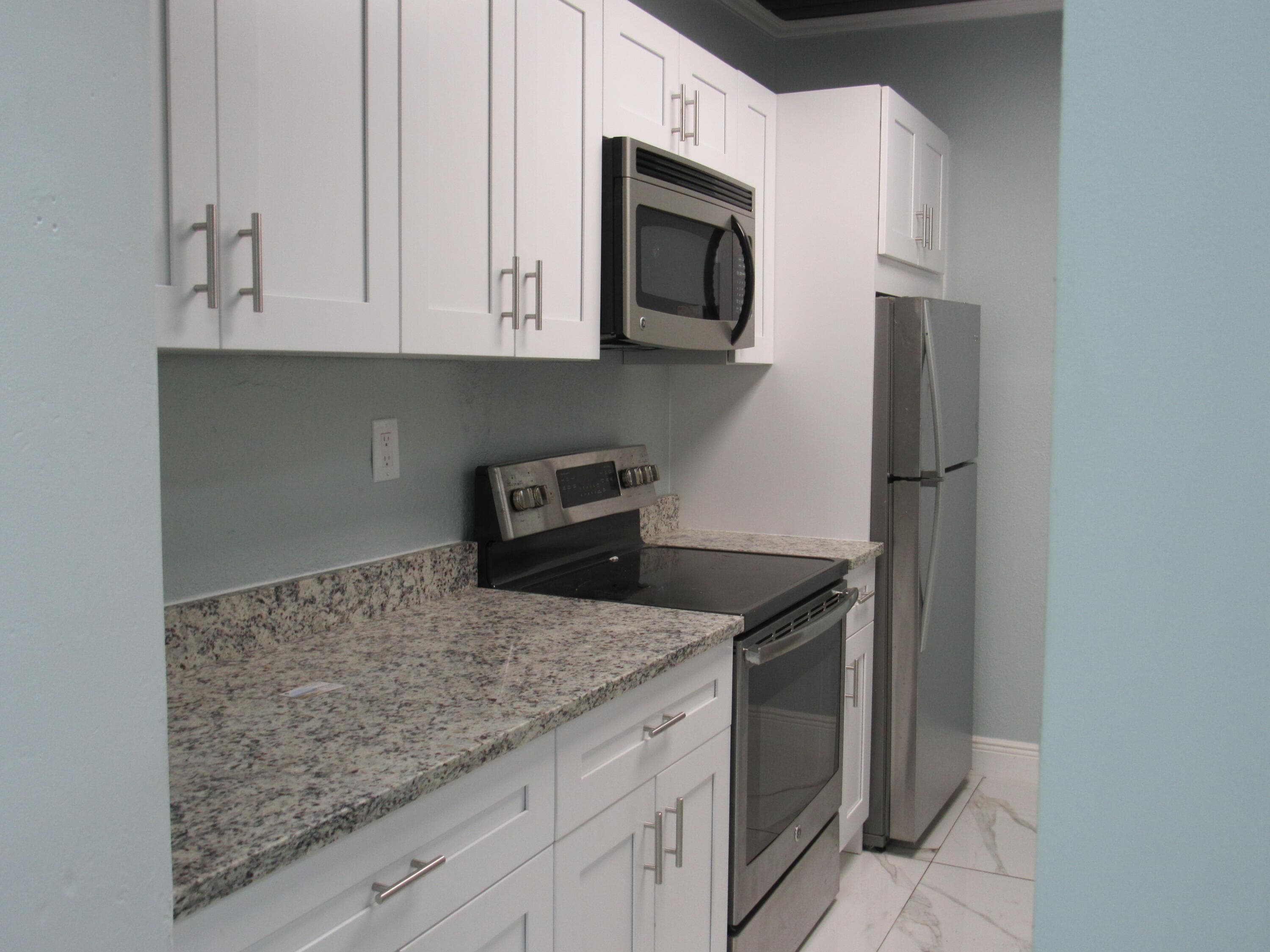 4283 Cocoanut Road 1, West Palm Beach, FL 33406 — photo 5 of 14