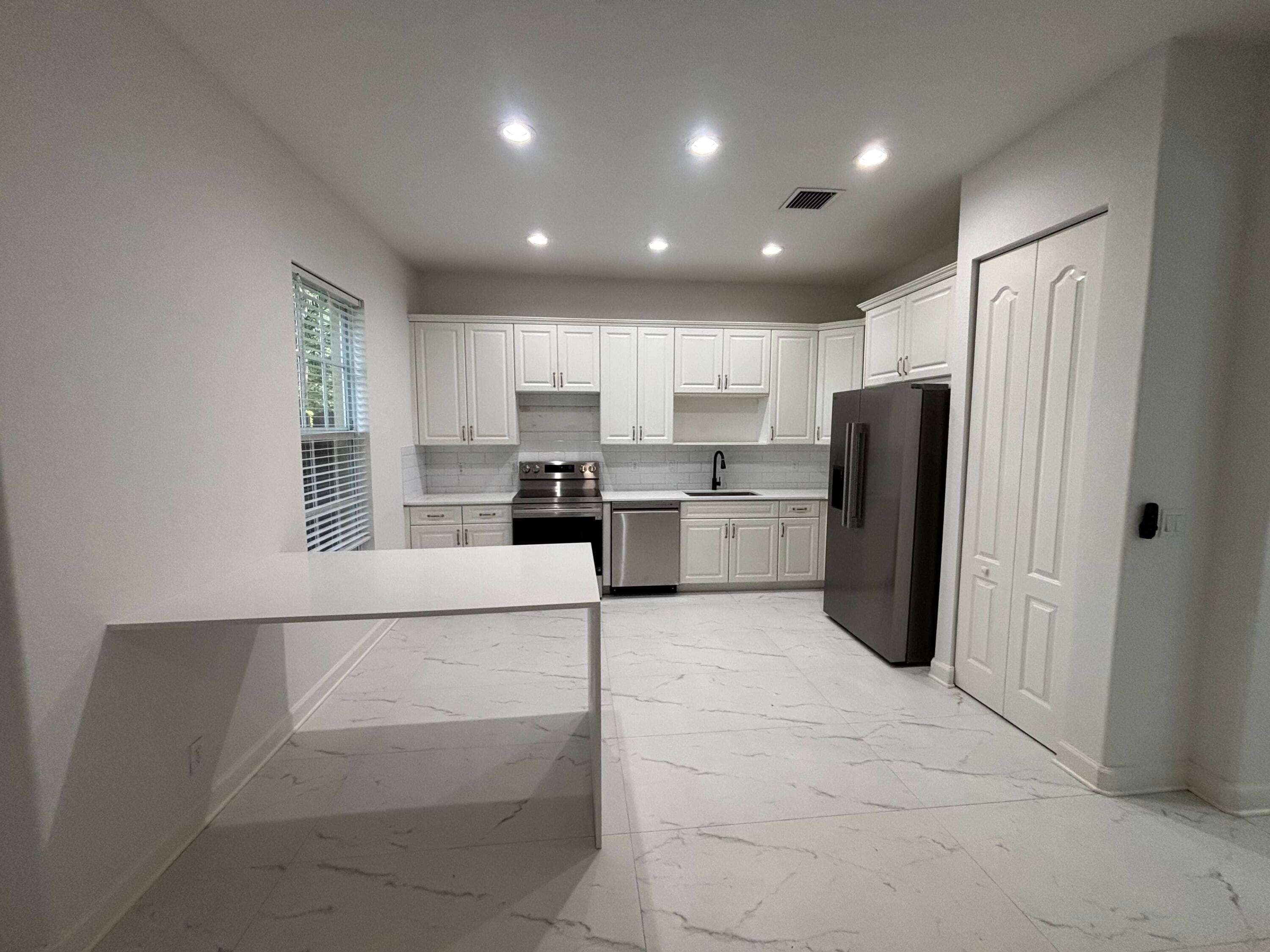 2789 Eagle Rock Circle 207, West Palm Beach, FL 33411 — photo 11 of 70