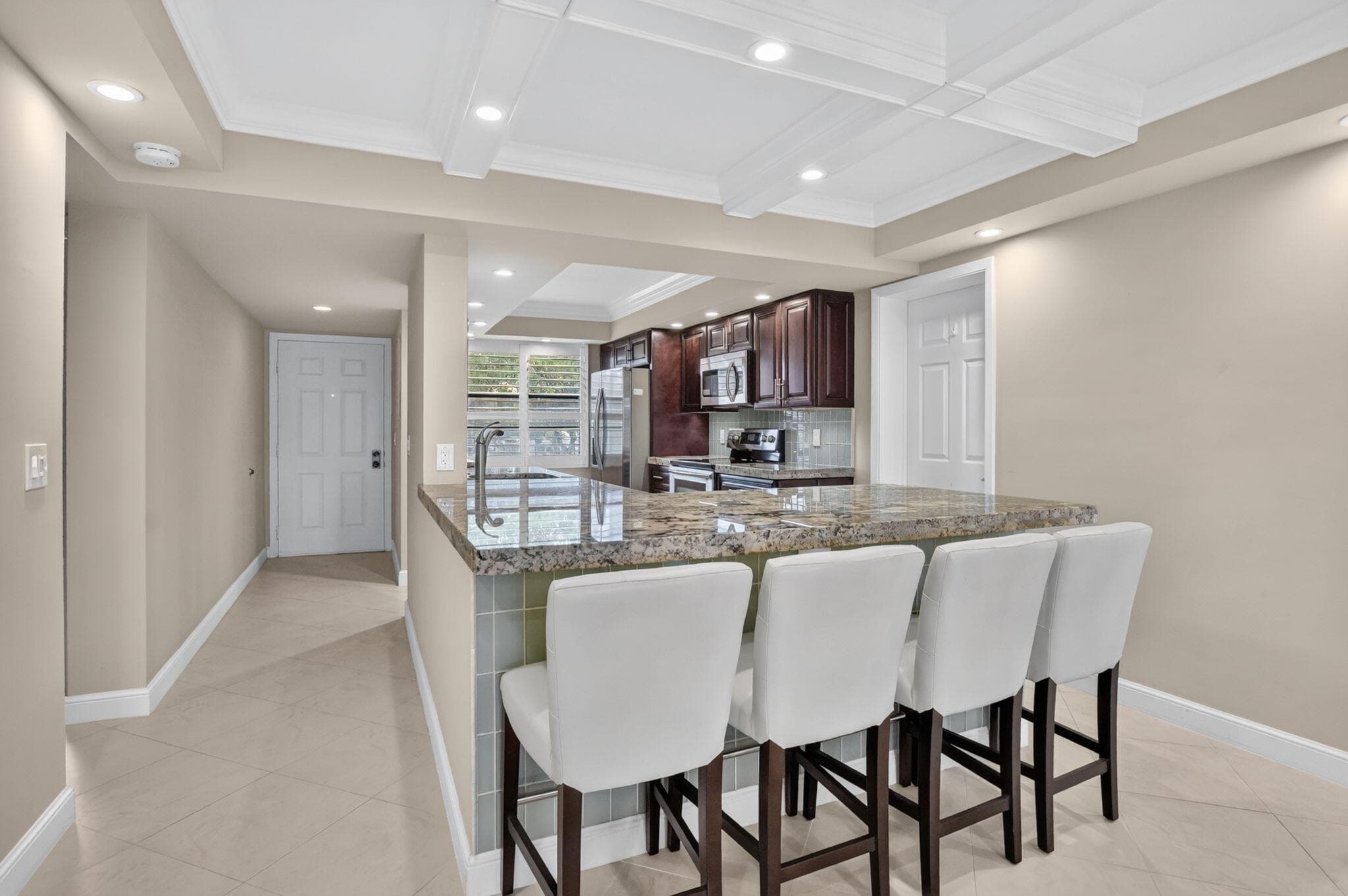 6061 Balboa Circle 206, Boca Raton, FL 33433 — photo 6 of 29