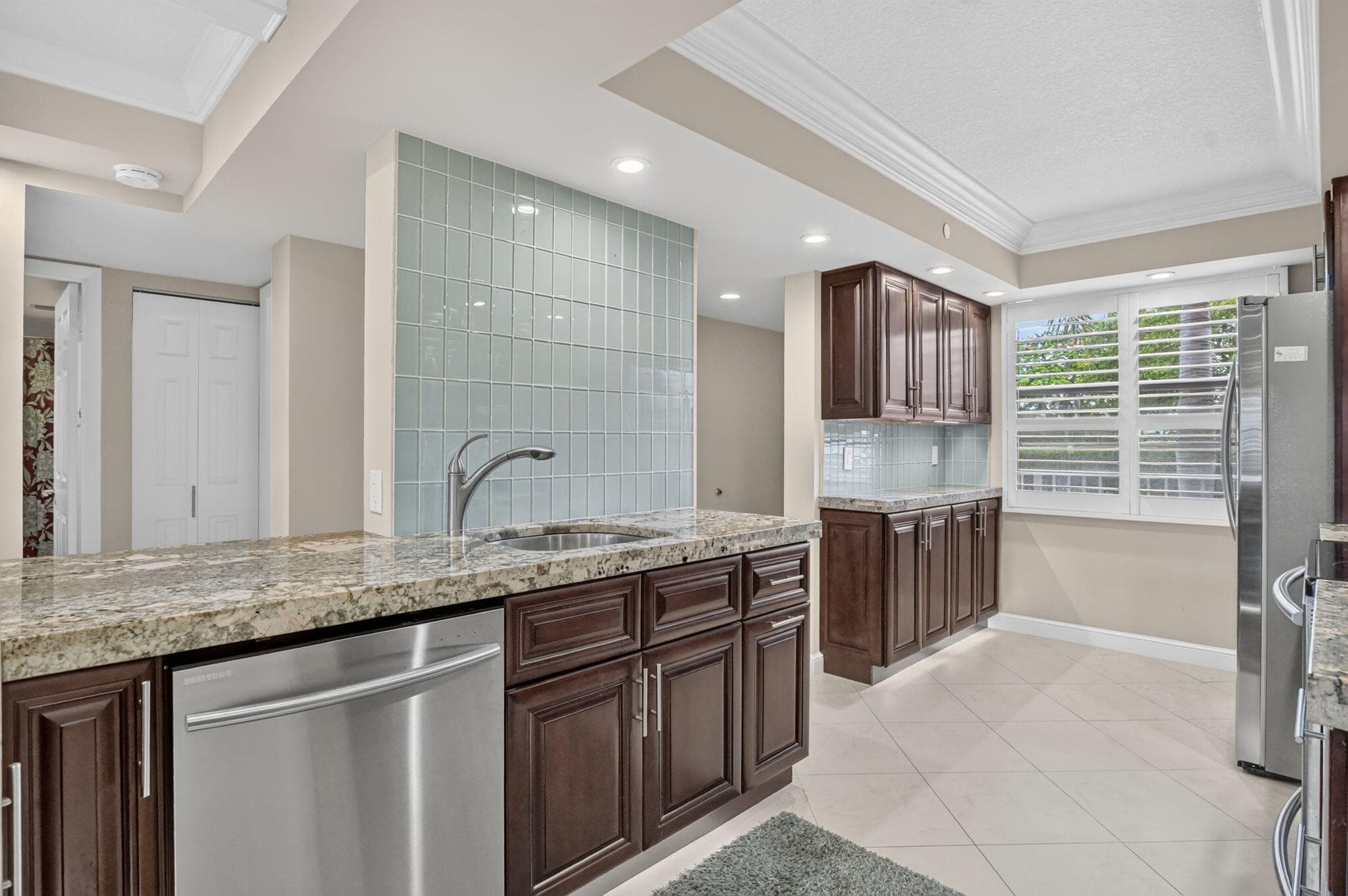 6061 Balboa Circle 206, Boca Raton, FL 33433 — photo 7 of 29