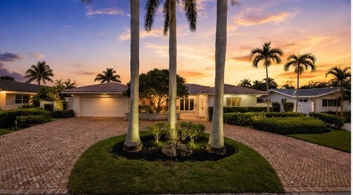 4220 NE 26th Avenue, Lighthouse Point, FL 33064 — photo 2 of 3