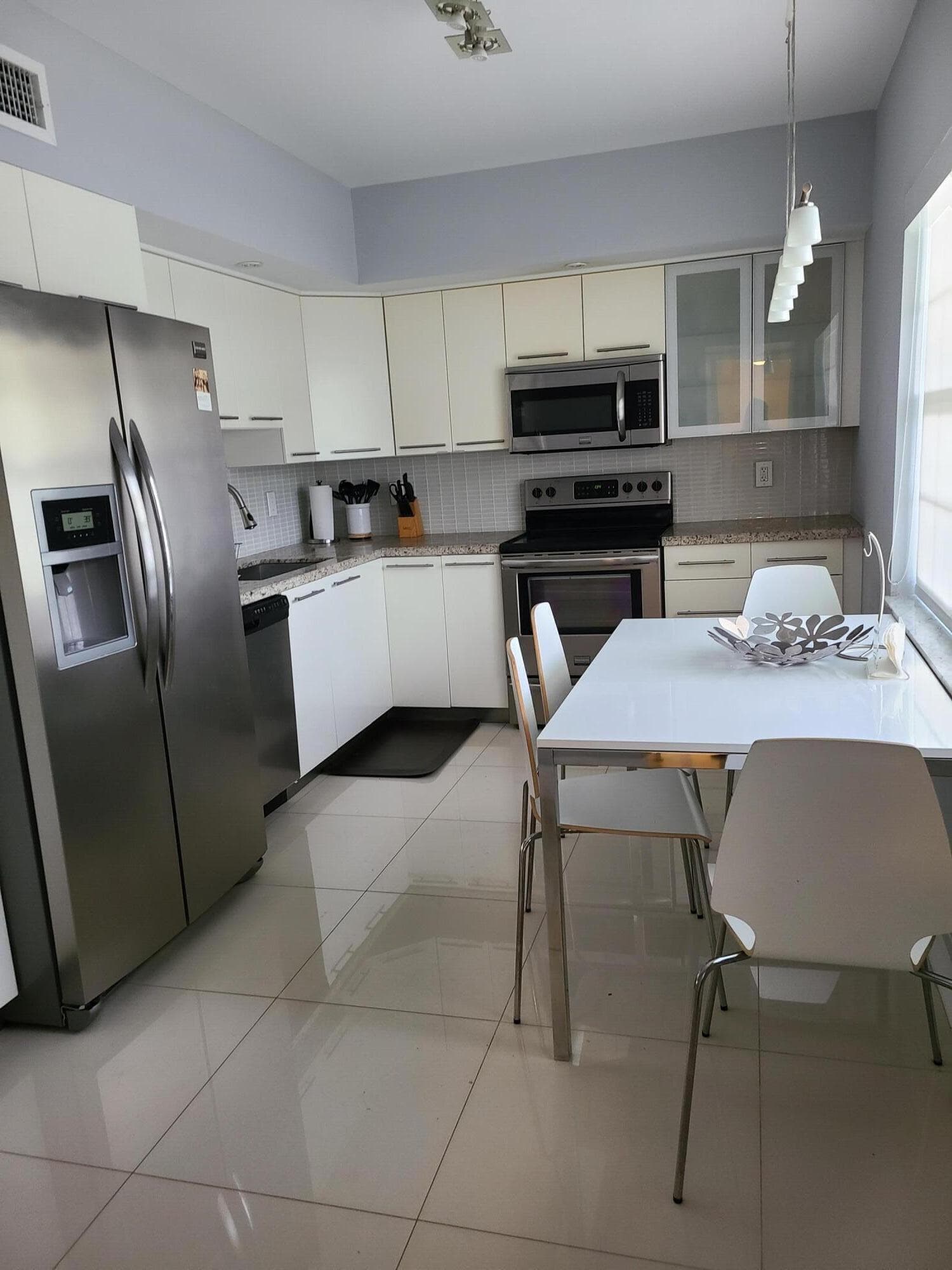 804 Cypress Boulevard 104, Pompano Beach, FL 33069 — photo 2 of 16