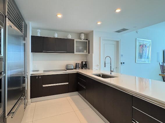 17001 Collins Avenue 4204, Sunny Isles Beach, FL 33160 — photo 6 of 33