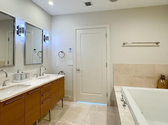 17001 Collins Avenue 4204, Sunny Isles Beach, FL 33160 — photo 10 of 33