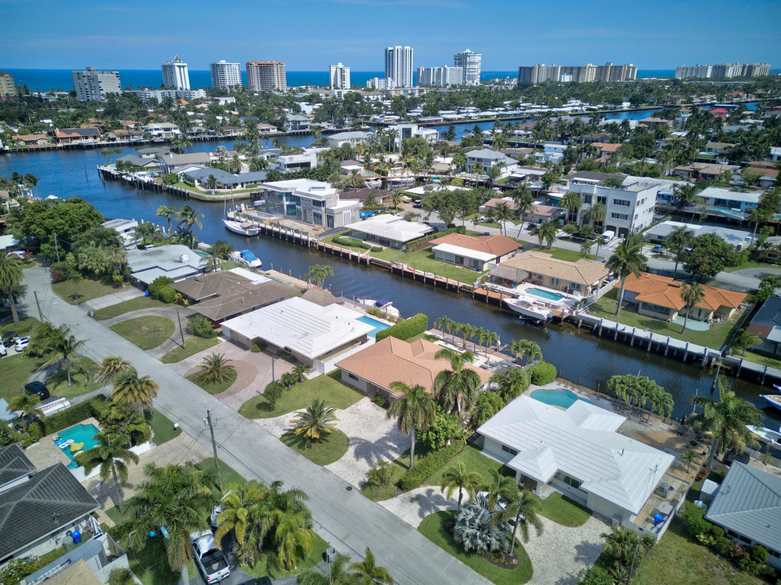 2542 SE 10th Street, Pompano Beach, FL 33062 — photo 15 of 57