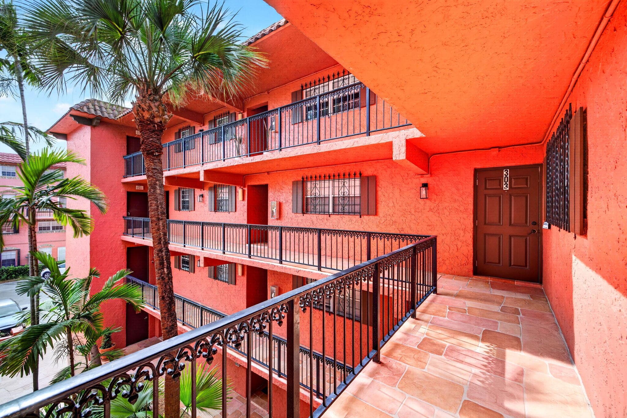 660 Tennis Club Drive 303, Fort Lauderdale, FL 33311 — photo 3 of 30