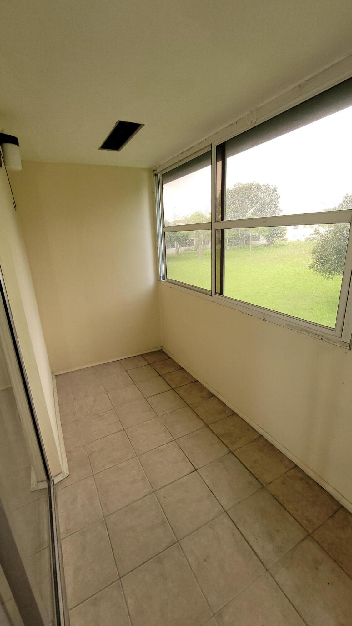 375 Camden P, West Palm Beach, FL 33417 — photo 8 of 31