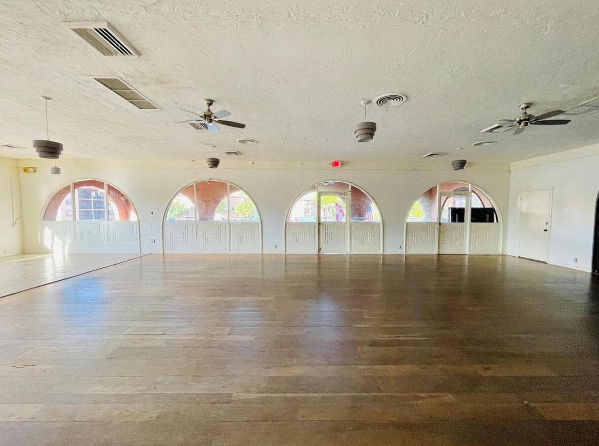 660 Tennis Club Drive 303, Fort Lauderdale, FL 33311 — photo 26 of 30