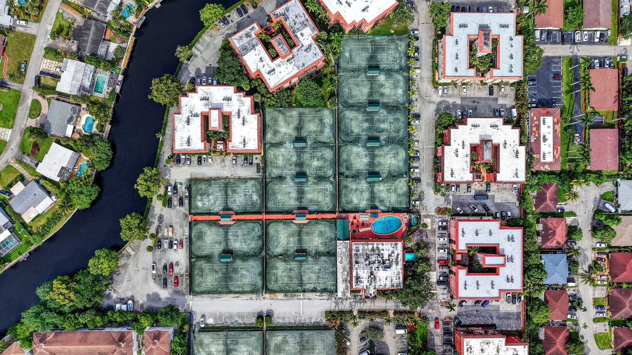 660 Tennis Club Drive 303, Fort Lauderdale, FL 33311 — photo 30 of 30
