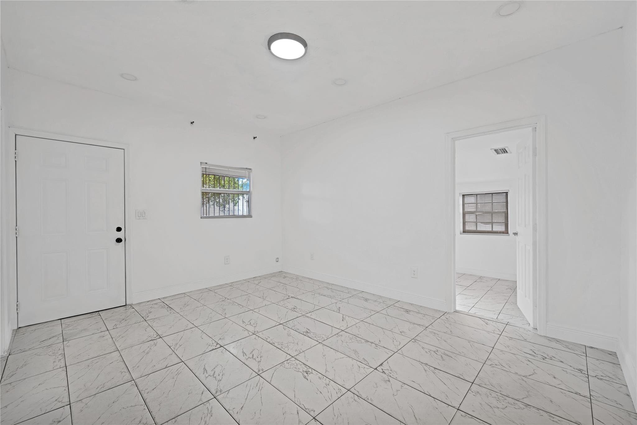1114 NW 39th Street, Miami, FL 33127 — photo 2 of 23