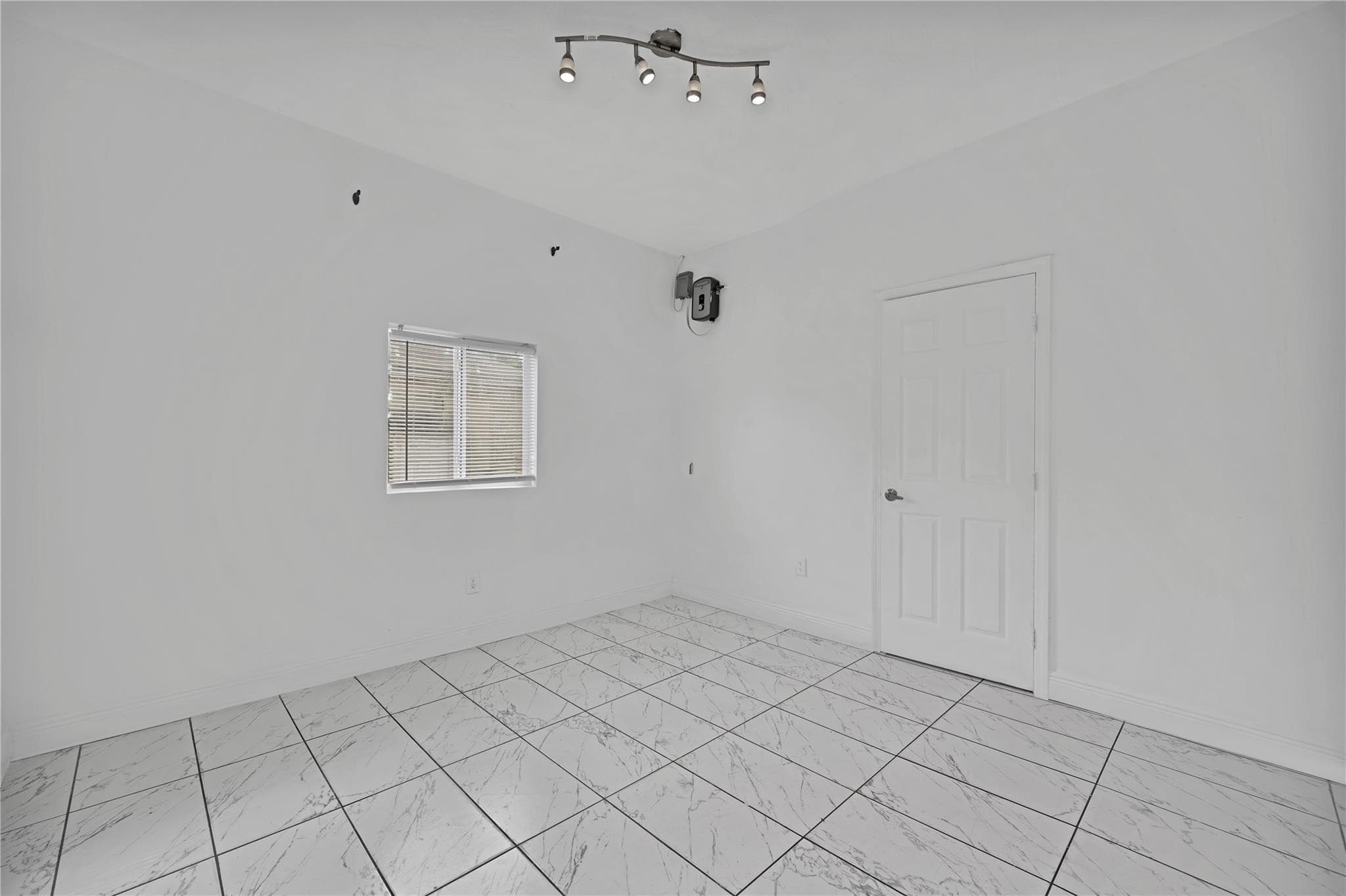 1114 NW 39th Street, Miami, FL 33127 — photo 16 of 23