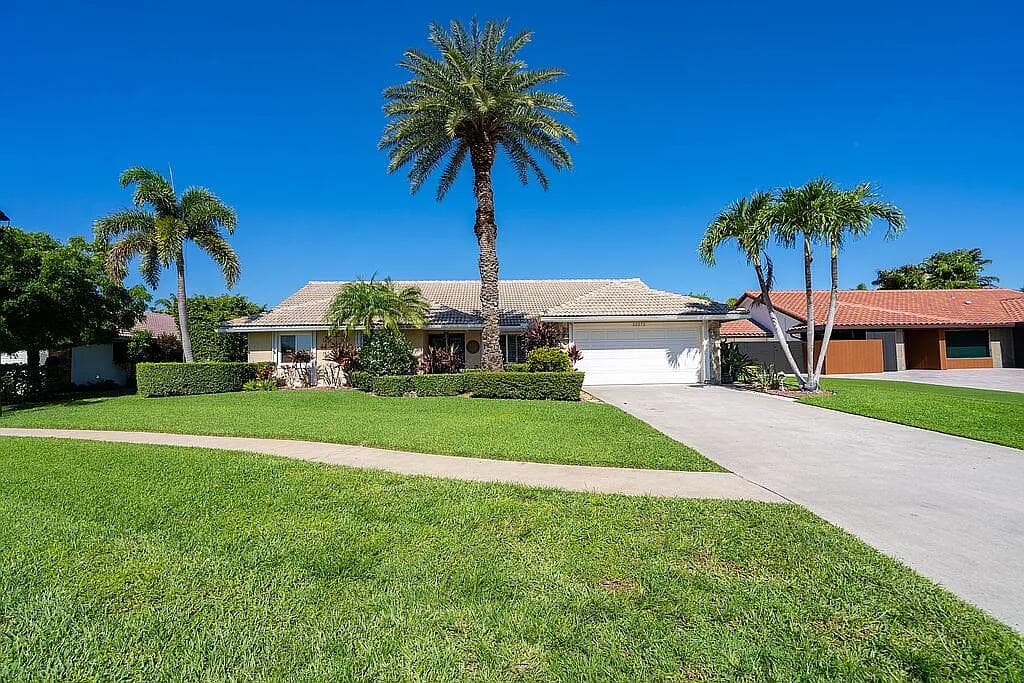22373 Ensenada Way, Boca Raton, FL 33433 — photo 2 of 3