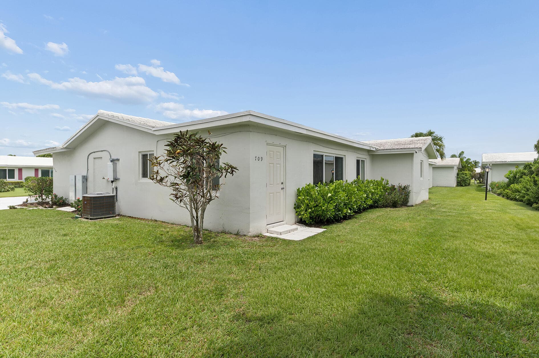 709 SW 15th Street, Boynton Beach, FL 33426 — photo 11 of 11