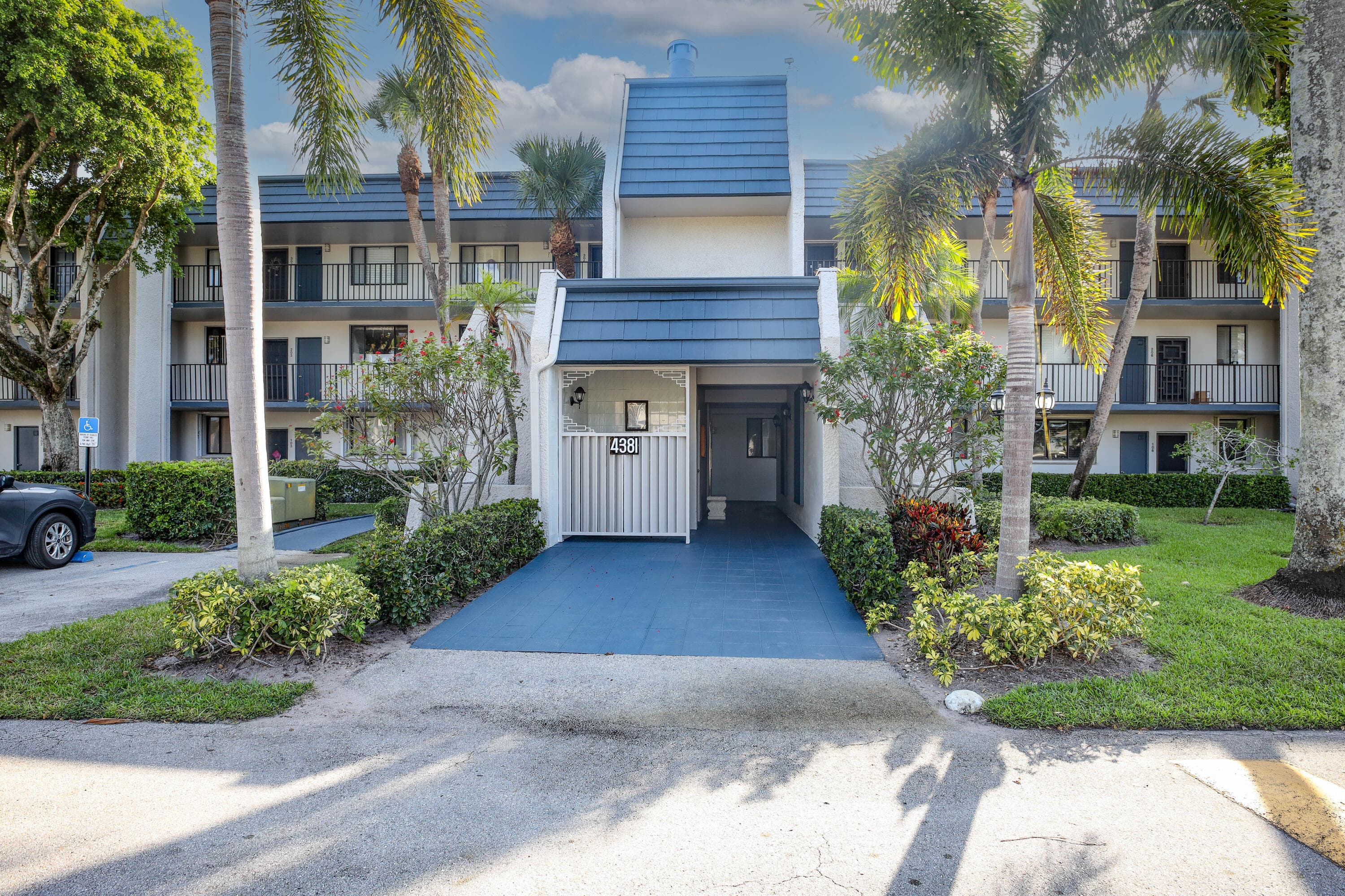 4381 Trevi Court 106, Lake Worth, FL 33467 — photo 20 of 22