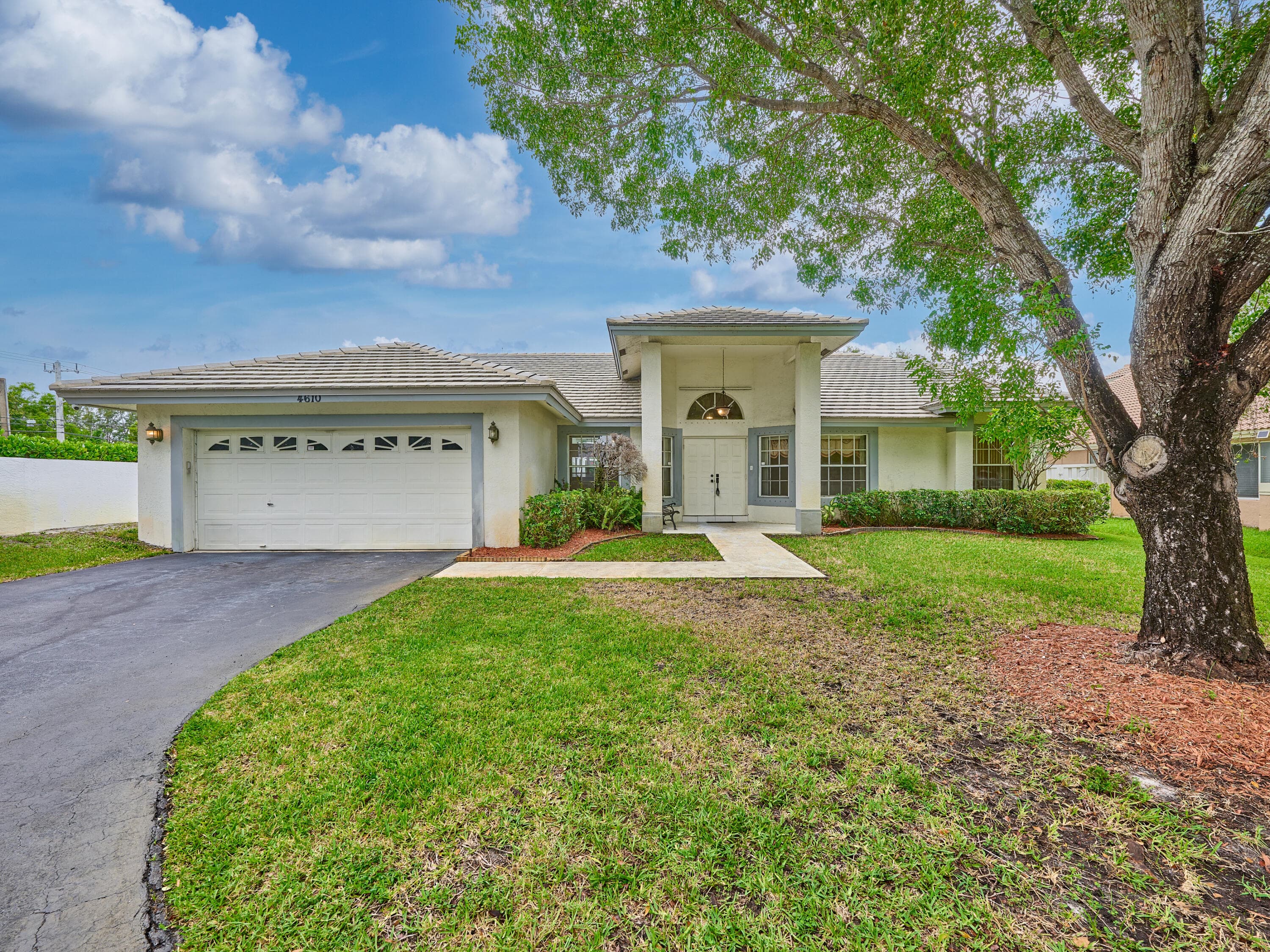 4610 NW 100th Way, Coral Springs, FL 33076 — photo