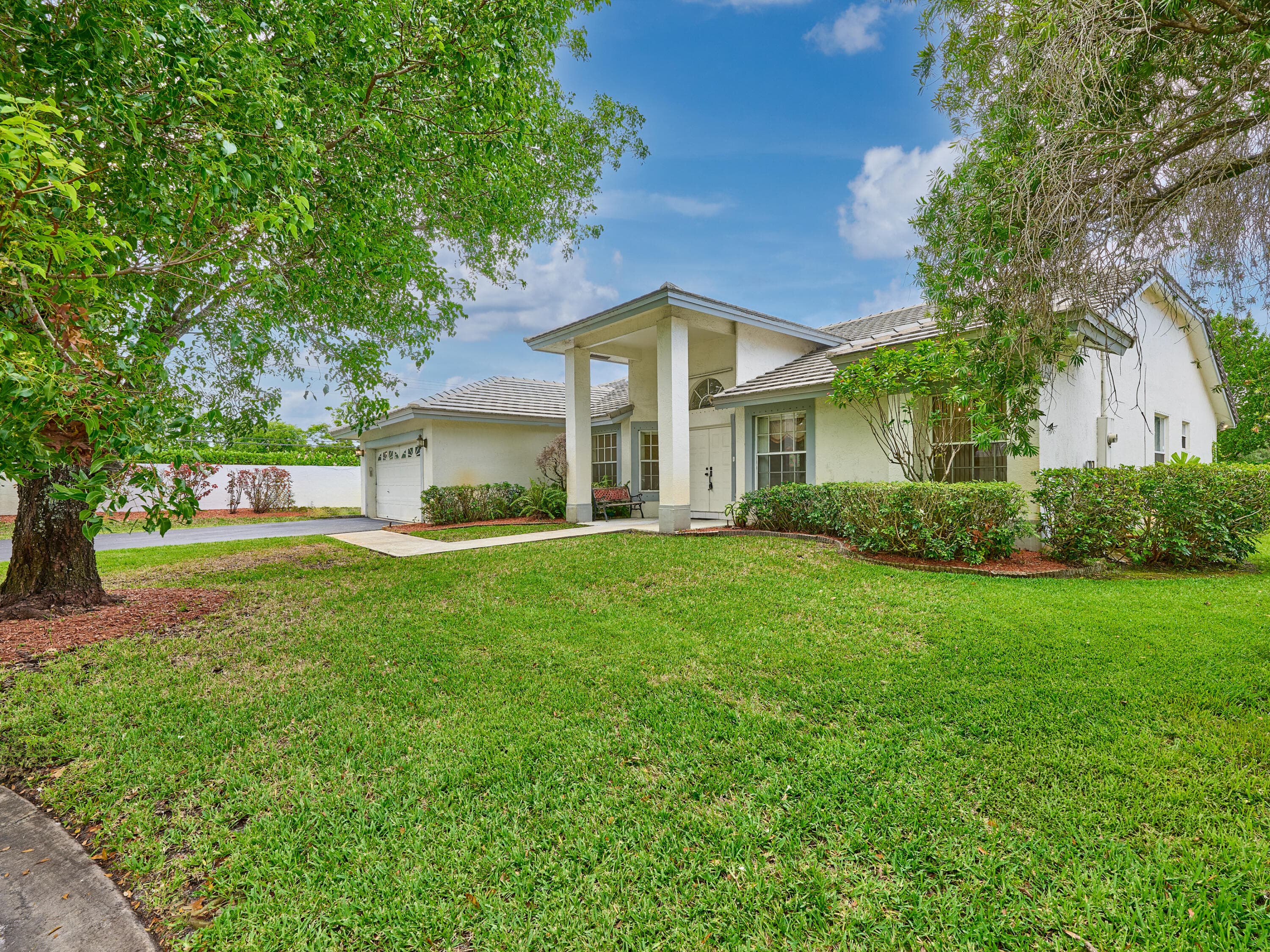4610 NW 100th Way, Coral Springs, FL 33076 — photo 9 of 90