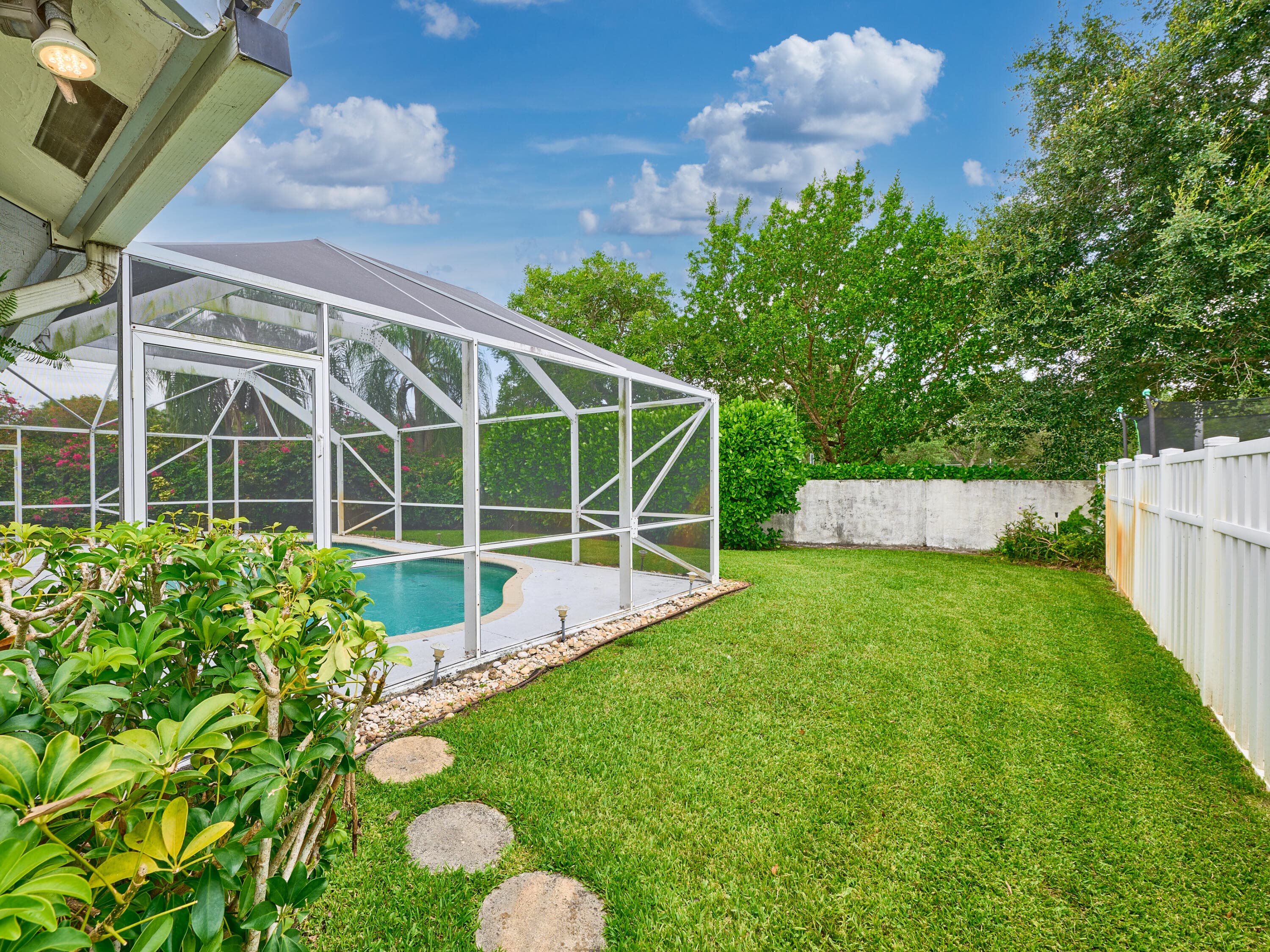 4610 NW 100th Way, Coral Springs, FL 33076 — photo 11 of 90
