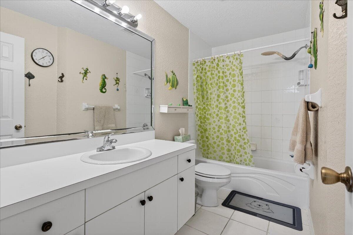 1810 Waterford Drive 6, Vero Beach, FL 32966 — photo 12 of 36