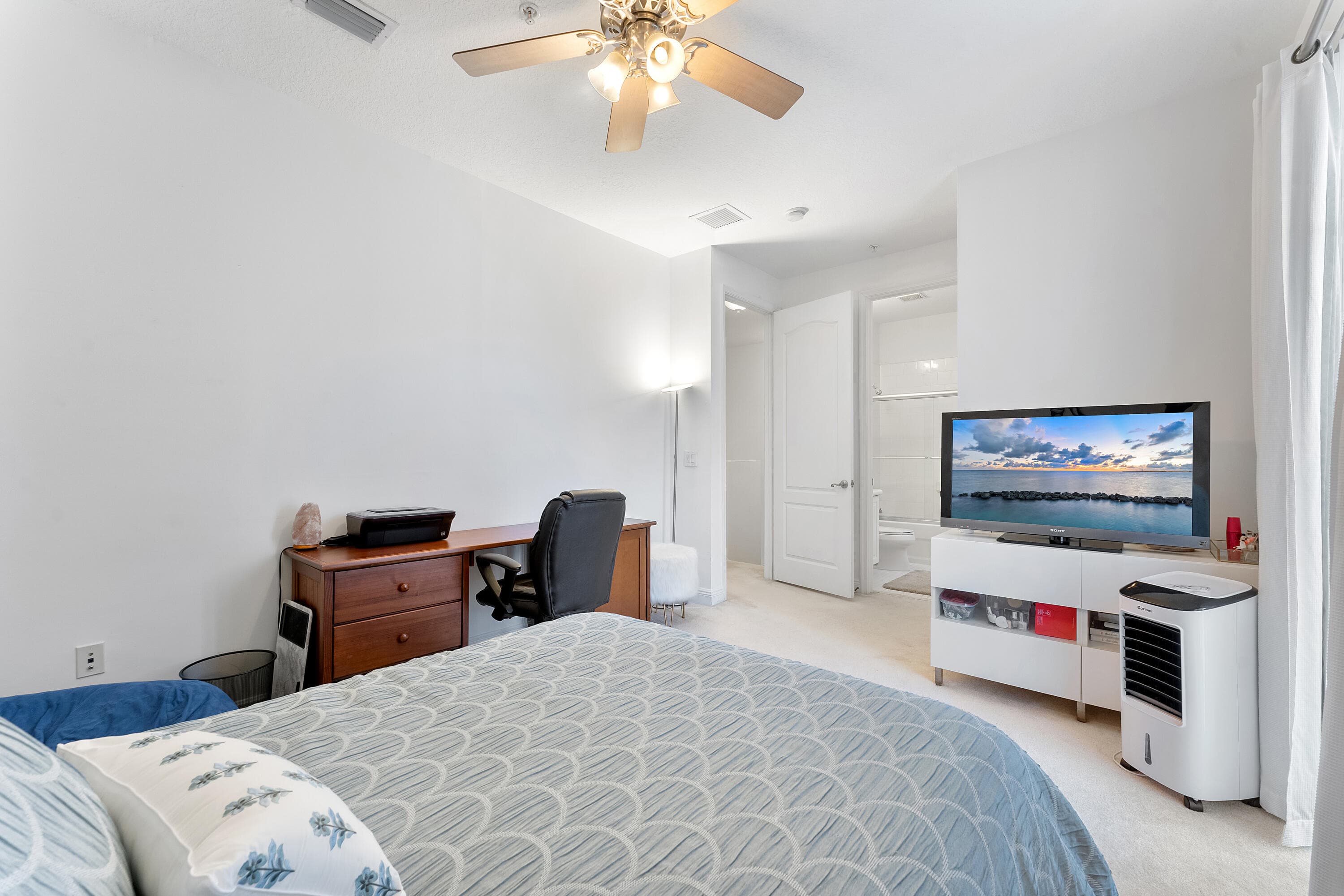 638 NW 38th Circle, Boca Raton, FL 33431 — photo 9 of 57
