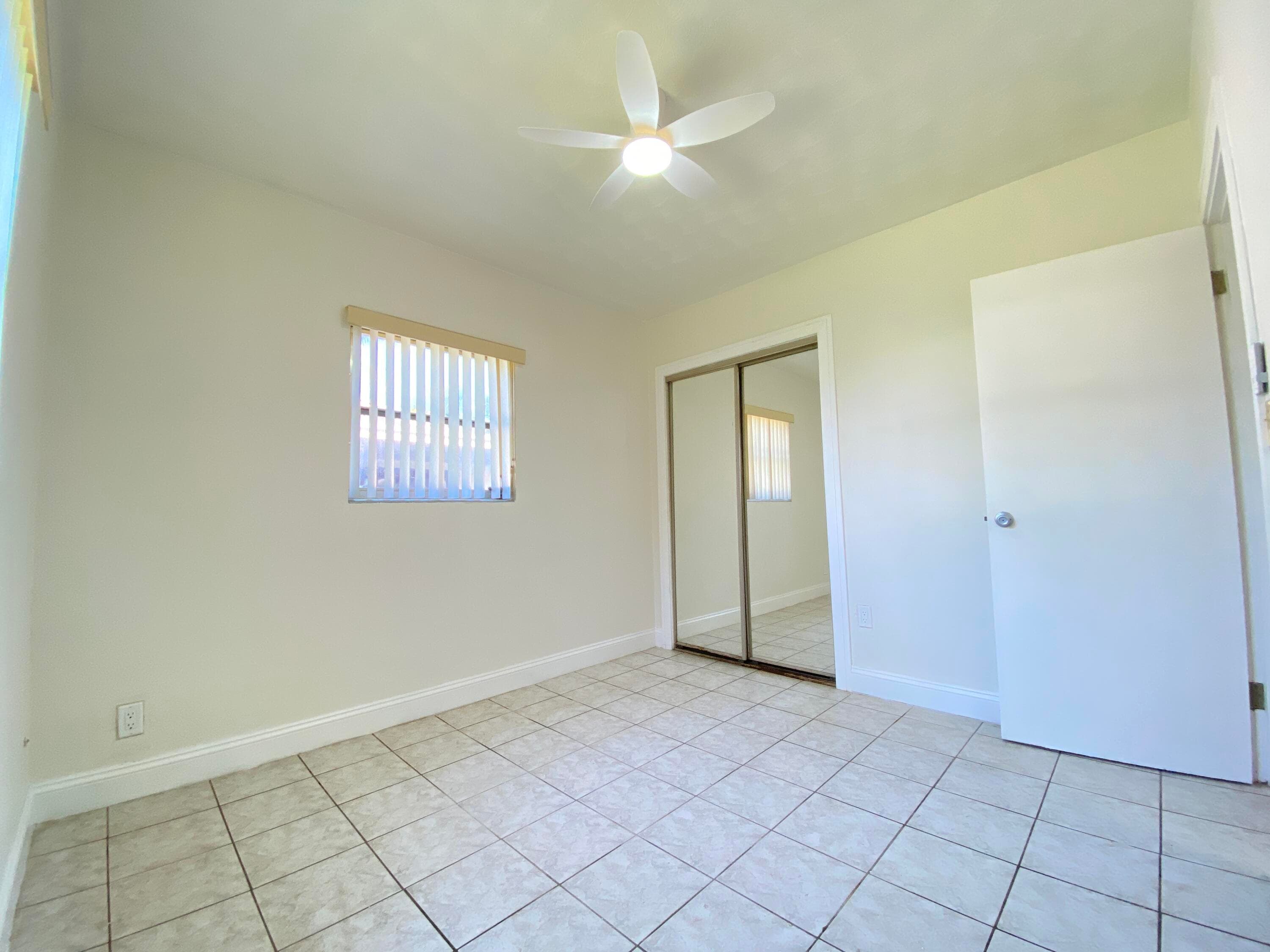 6751 Liberty Street, Hollywood, FL 33024 — photo 10 of 27