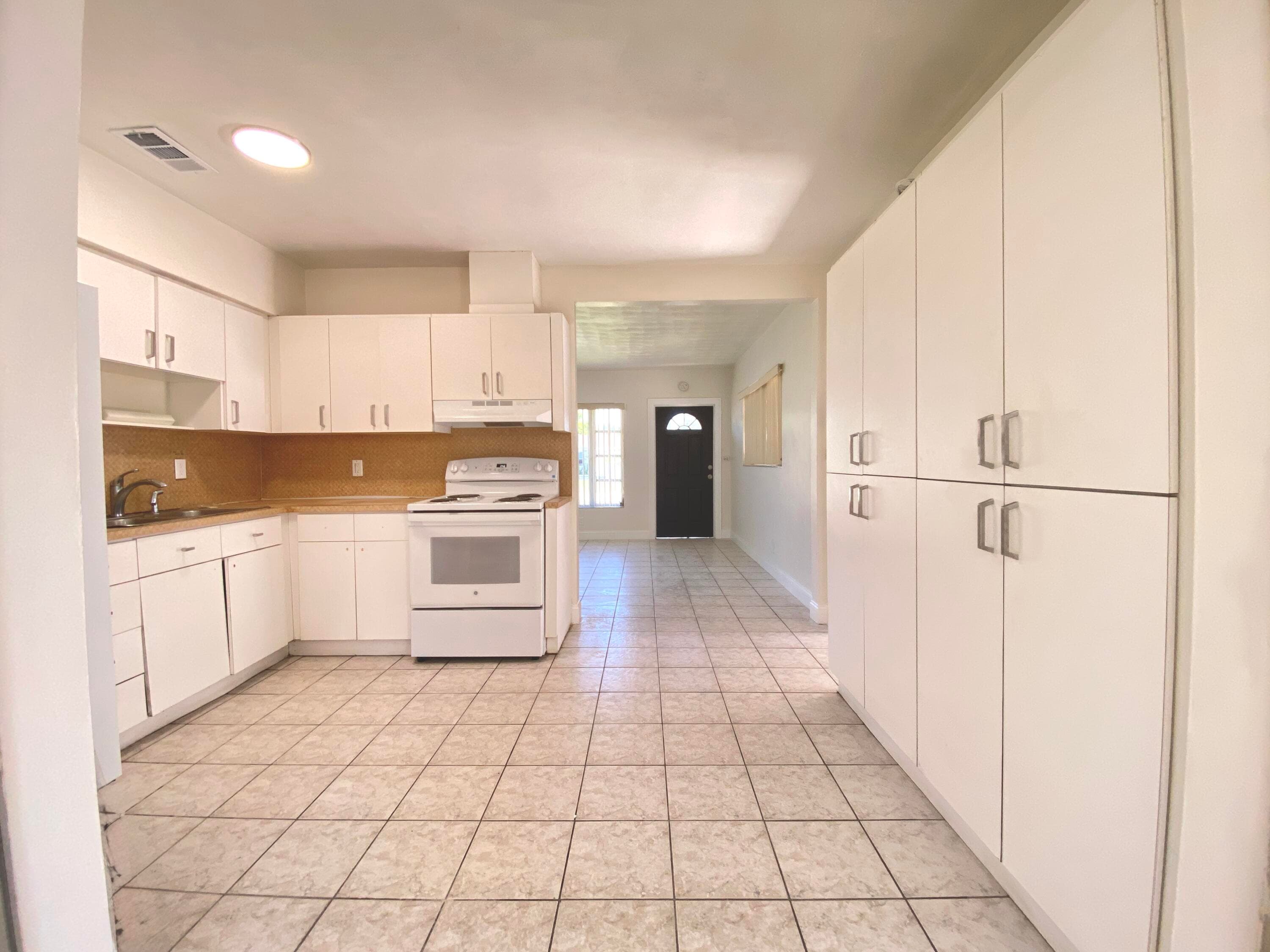 6751 Liberty Street, Hollywood, FL 33024 — photo 19 of 27