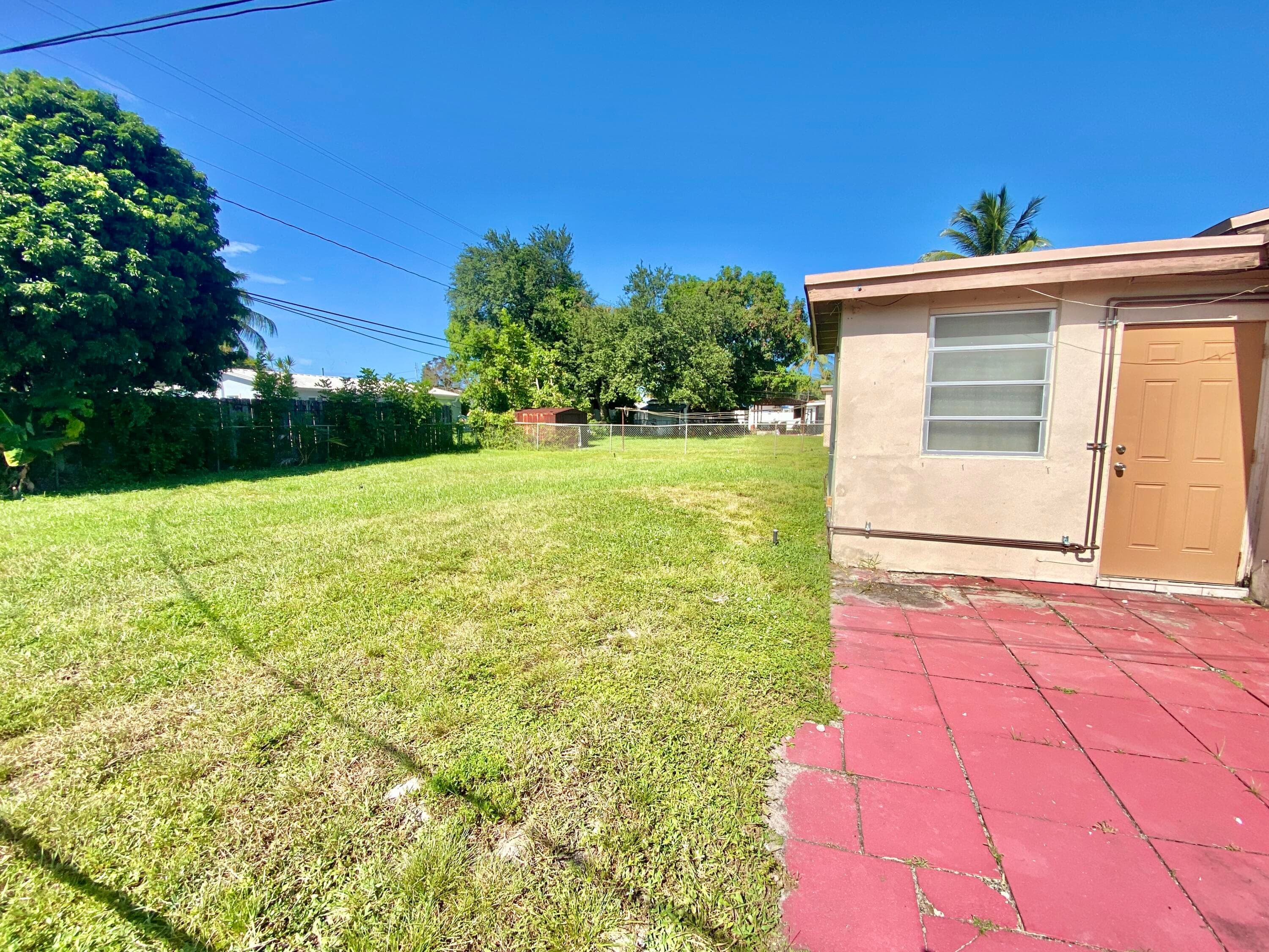 6751 Liberty Street, Hollywood, FL 33024 — photo 21 of 27