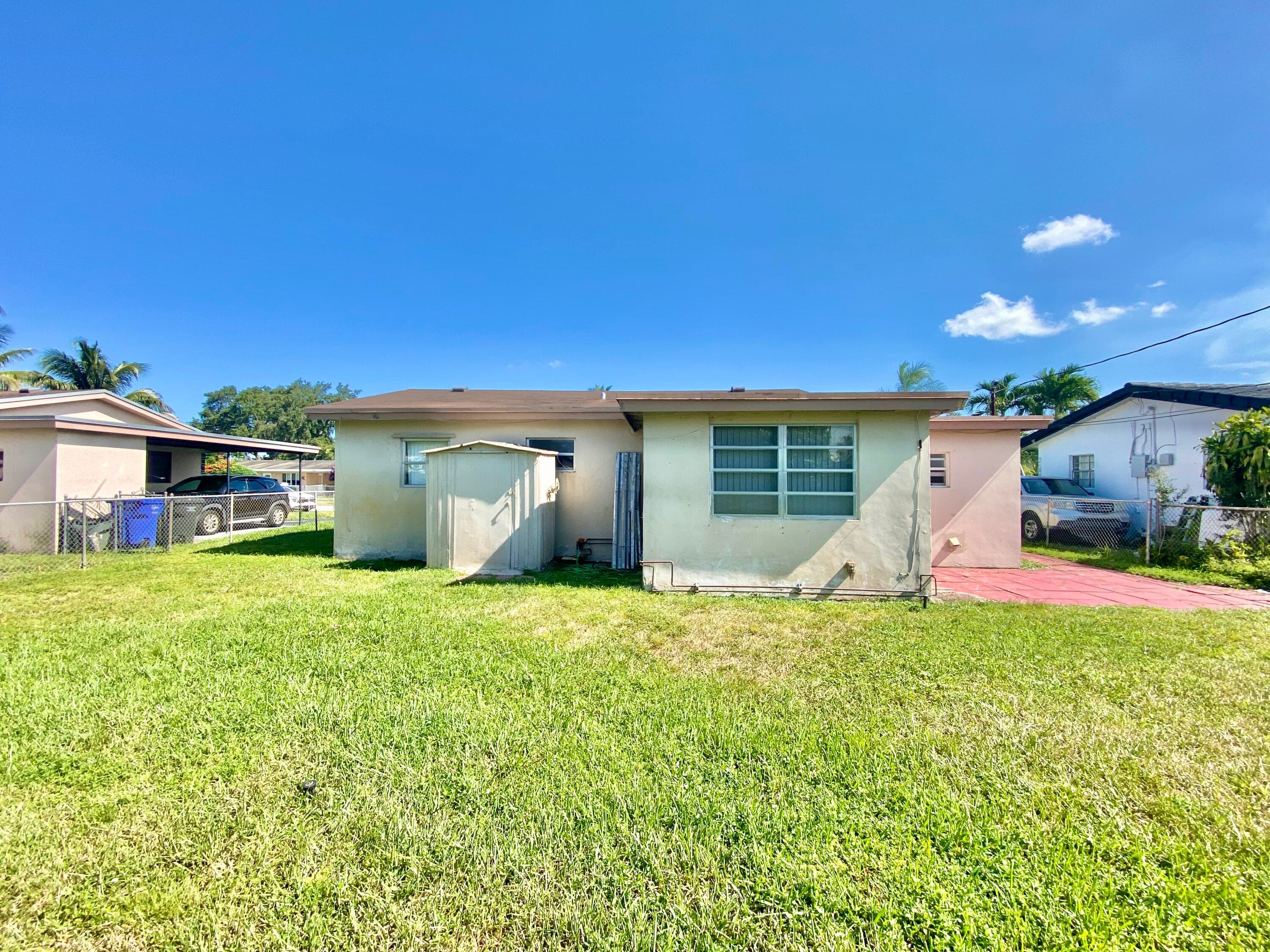 6751 Liberty Street, Hollywood, FL 33024 — photo 23 of 27