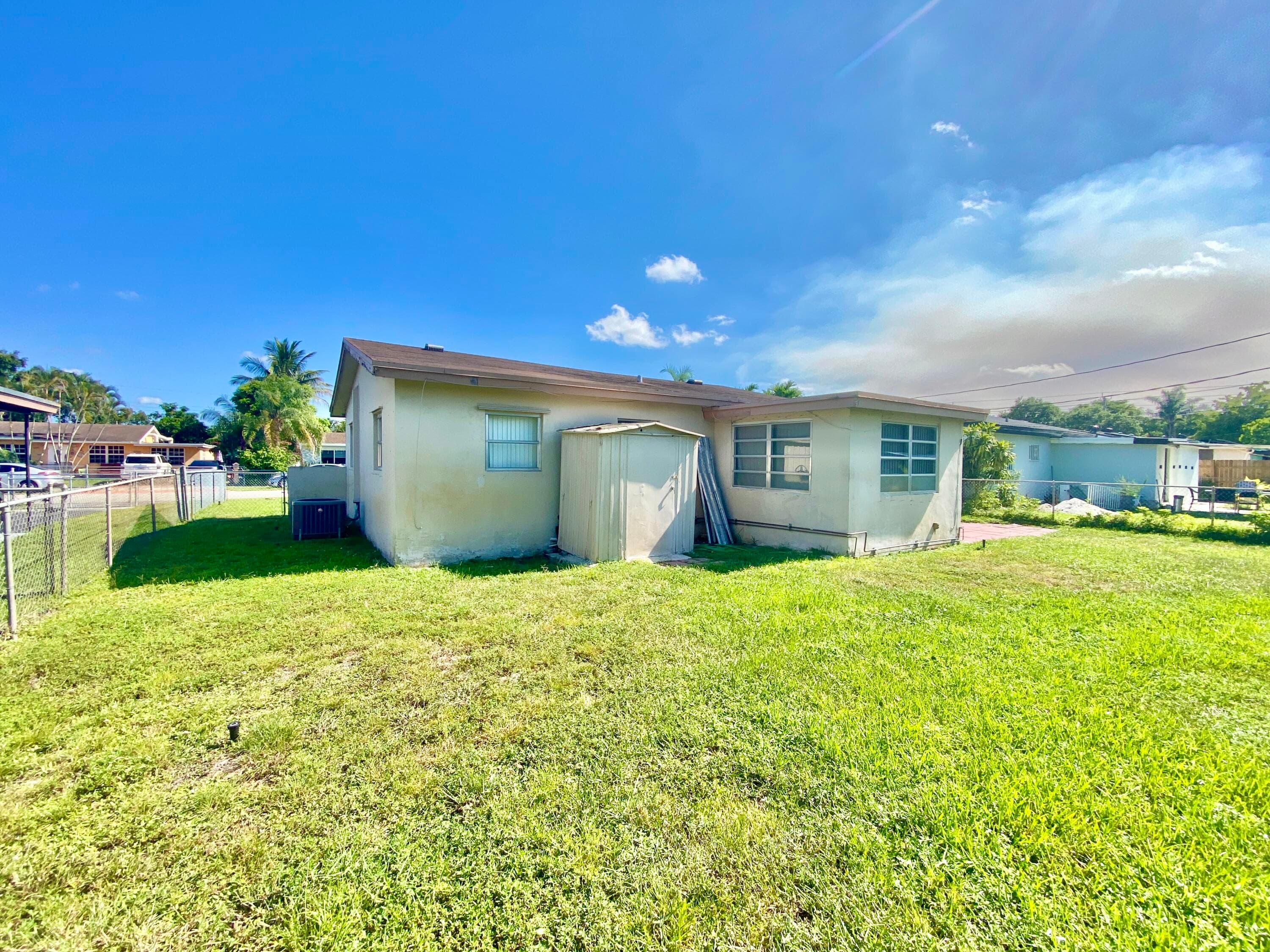 6751 Liberty Street, Hollywood, FL 33024 — photo 24 of 27