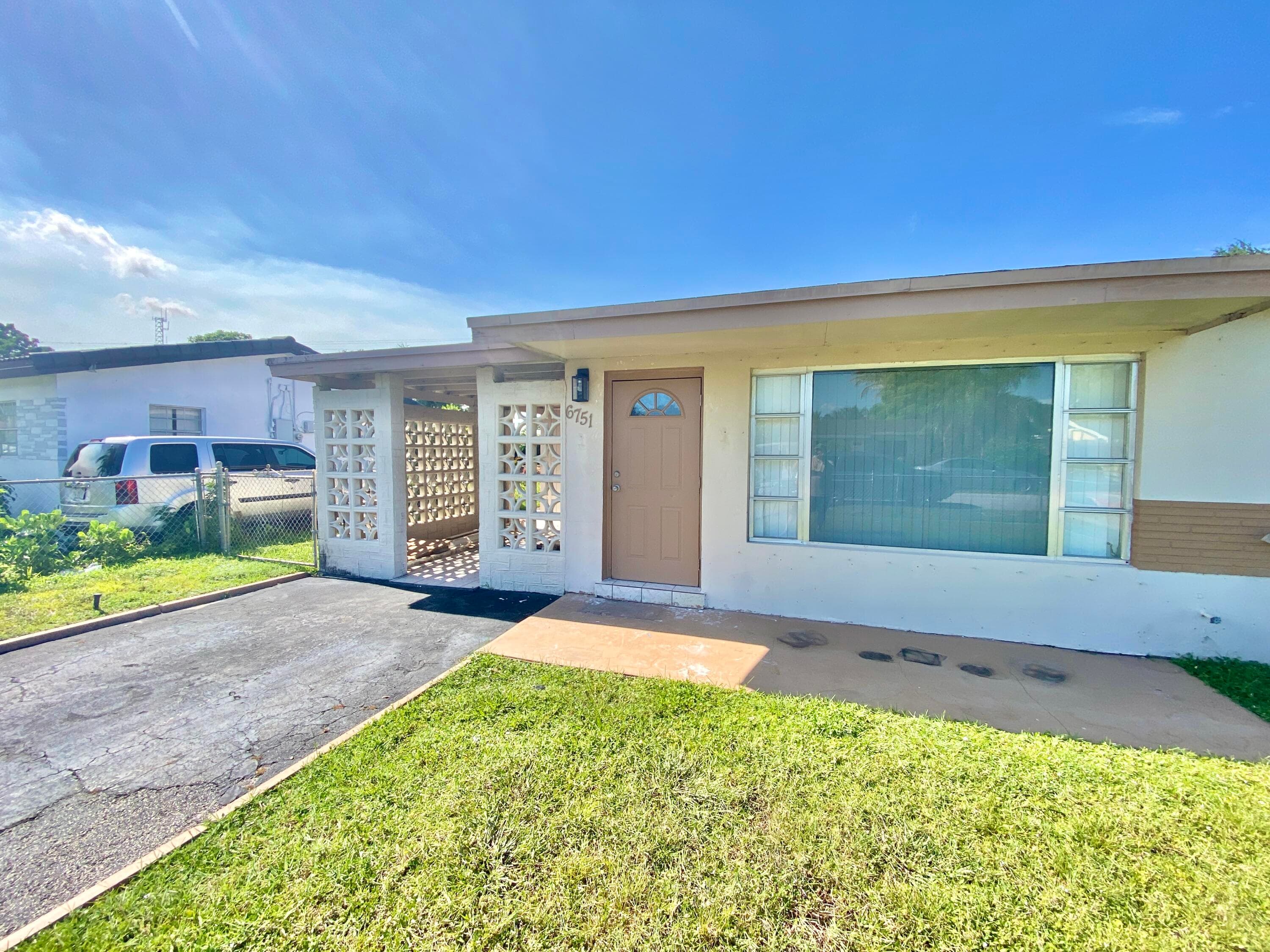 6751 Liberty Street, Hollywood, FL 33024 — photo 26 of 27