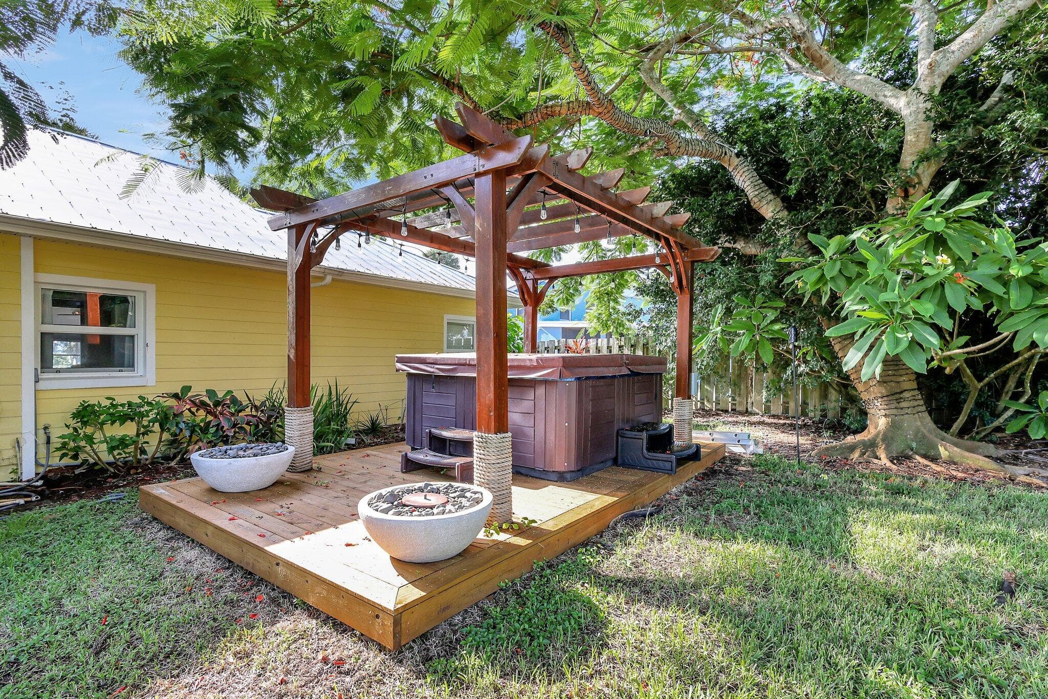 7501 S Indian River Drive, Fort Pierce, FL 34982 — photo 11 of 43