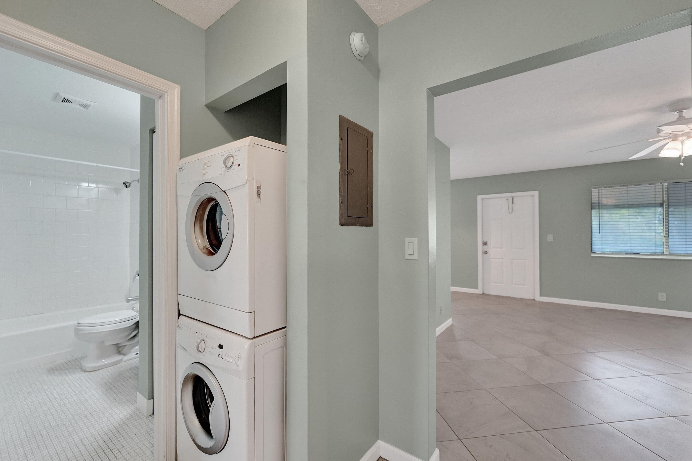 1250 Miami Road 11, Fort Lauderdale, FL 33316 — photo 30 of 38