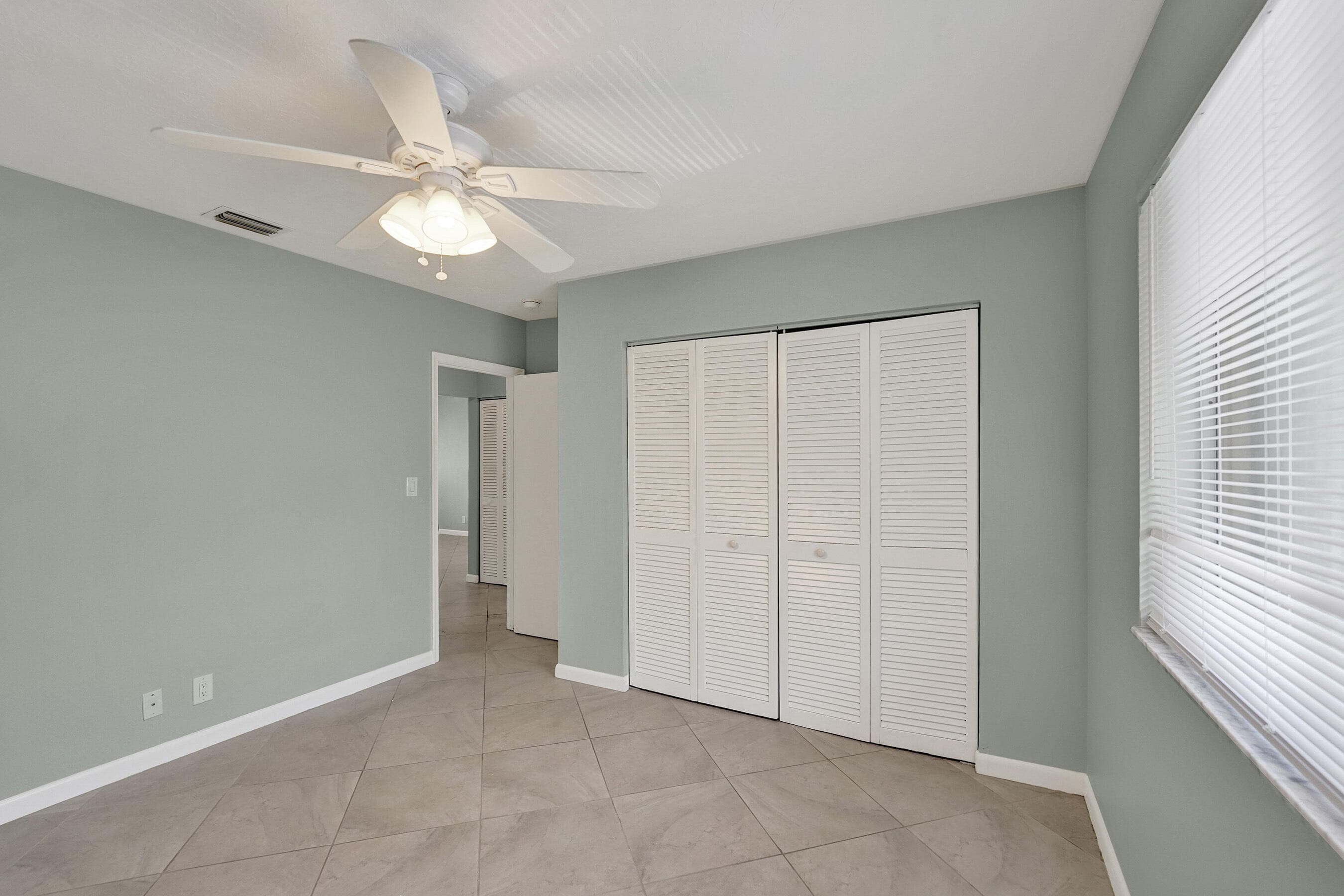 1250 Miami Road 11, Fort Lauderdale, FL 33316 — photo 26 of 38