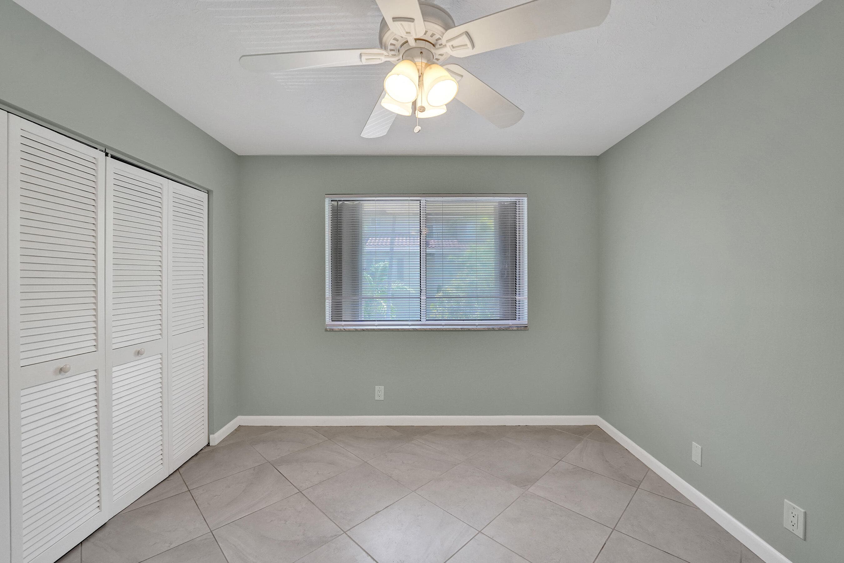 1250 Miami Road 11, Fort Lauderdale, FL 33316 — photo 28 of 38