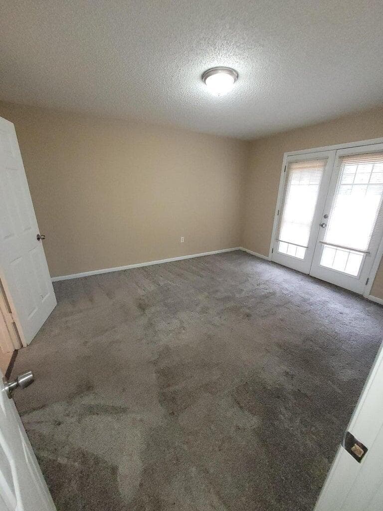 2008 S 10th Street, Fort Pierce, FL 34950 — photo 4 of 8