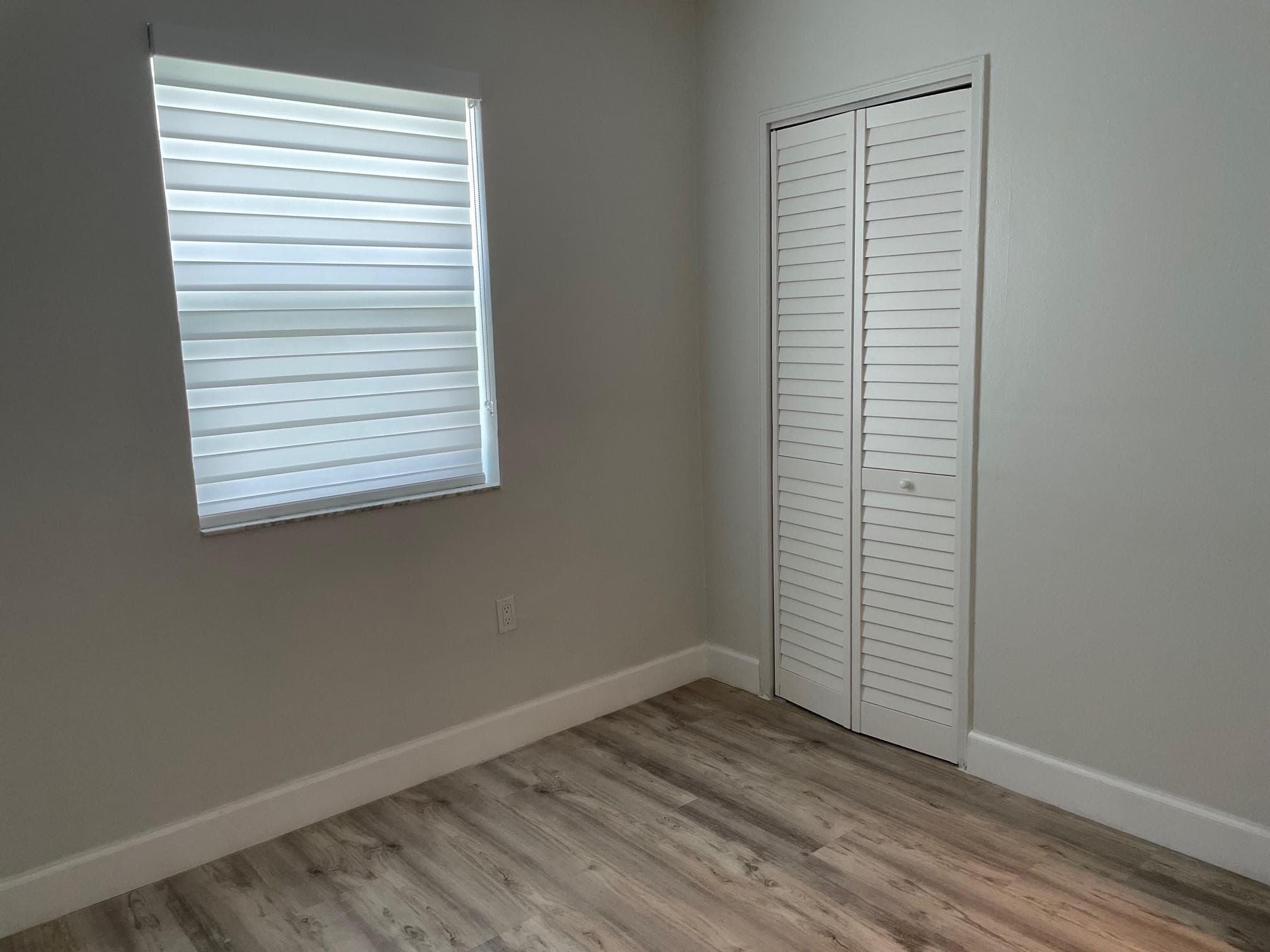 630 N 69th Avenue, Hollywood, FL 33024 — photo 9 of 32