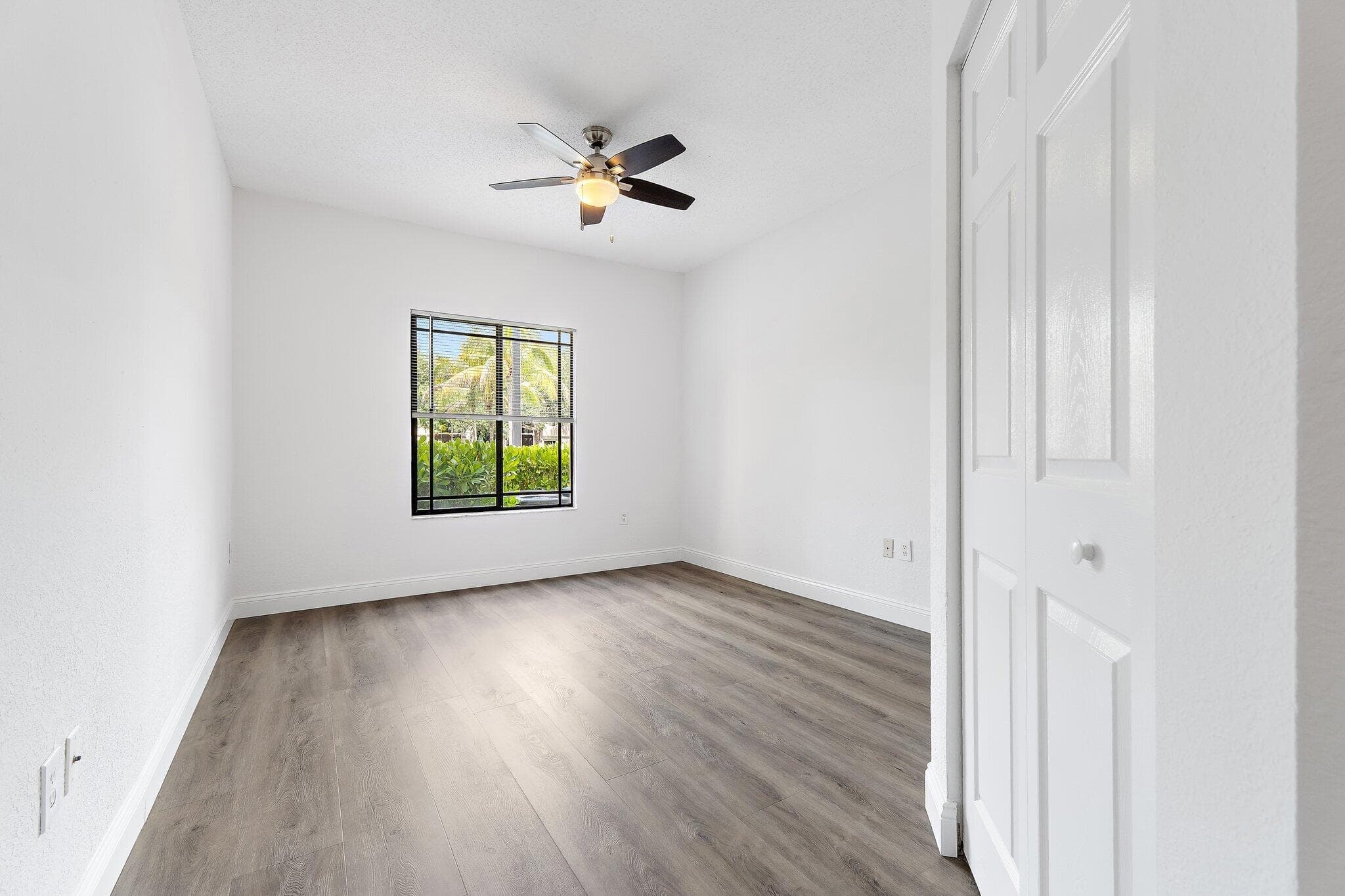 2730 Anzio Court 106, Palm Beach Gardens, FL 33410 — photo 19 of 38